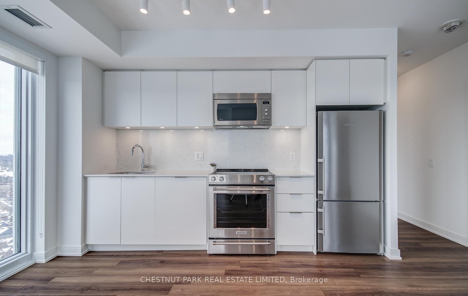 30 Samuel Wood Way Unit PH2402 photo 19