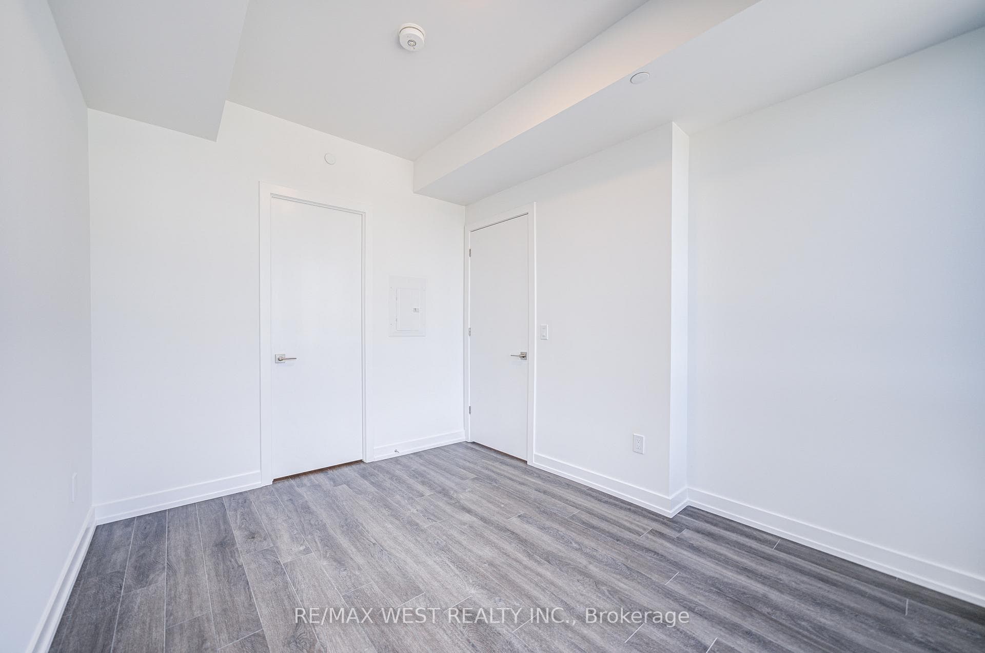 2501 Saw Whet Boulevard Unit 551 photo 32