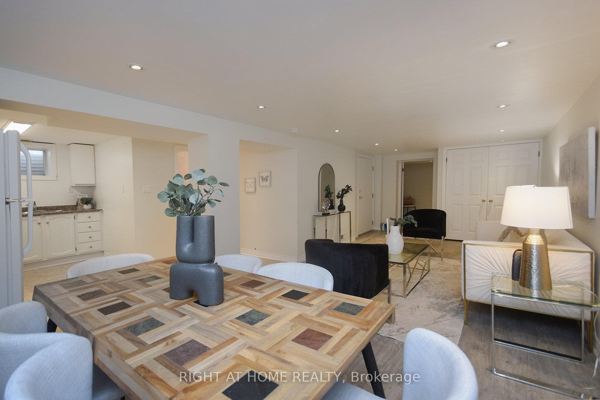 101 Wilstead Drive photo 21