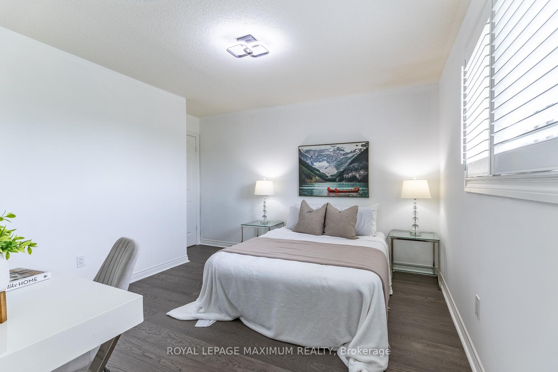 22 A Waltham Crescent photo 33