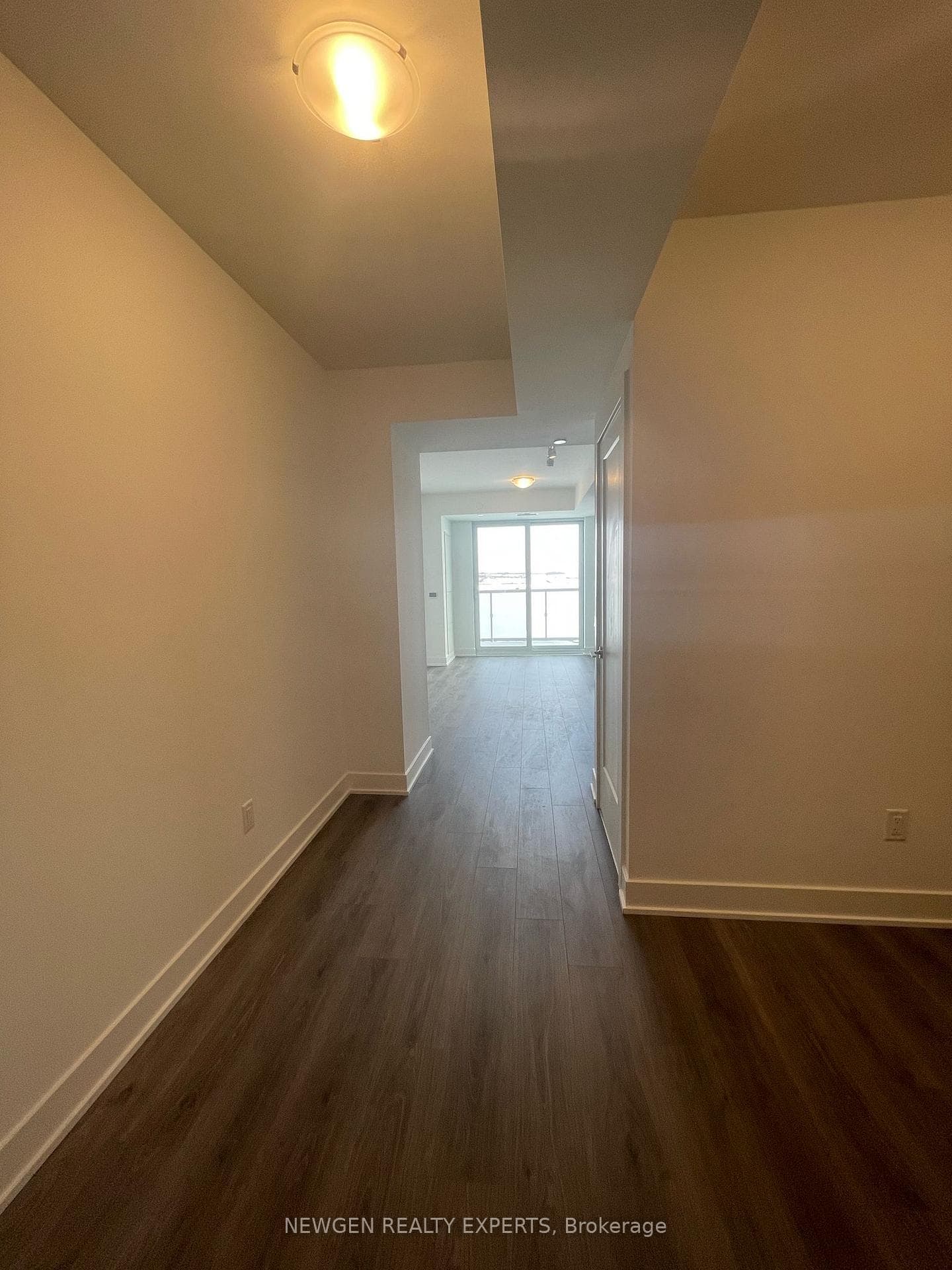 2545 Simcoe Street Unit 2401 photo 4