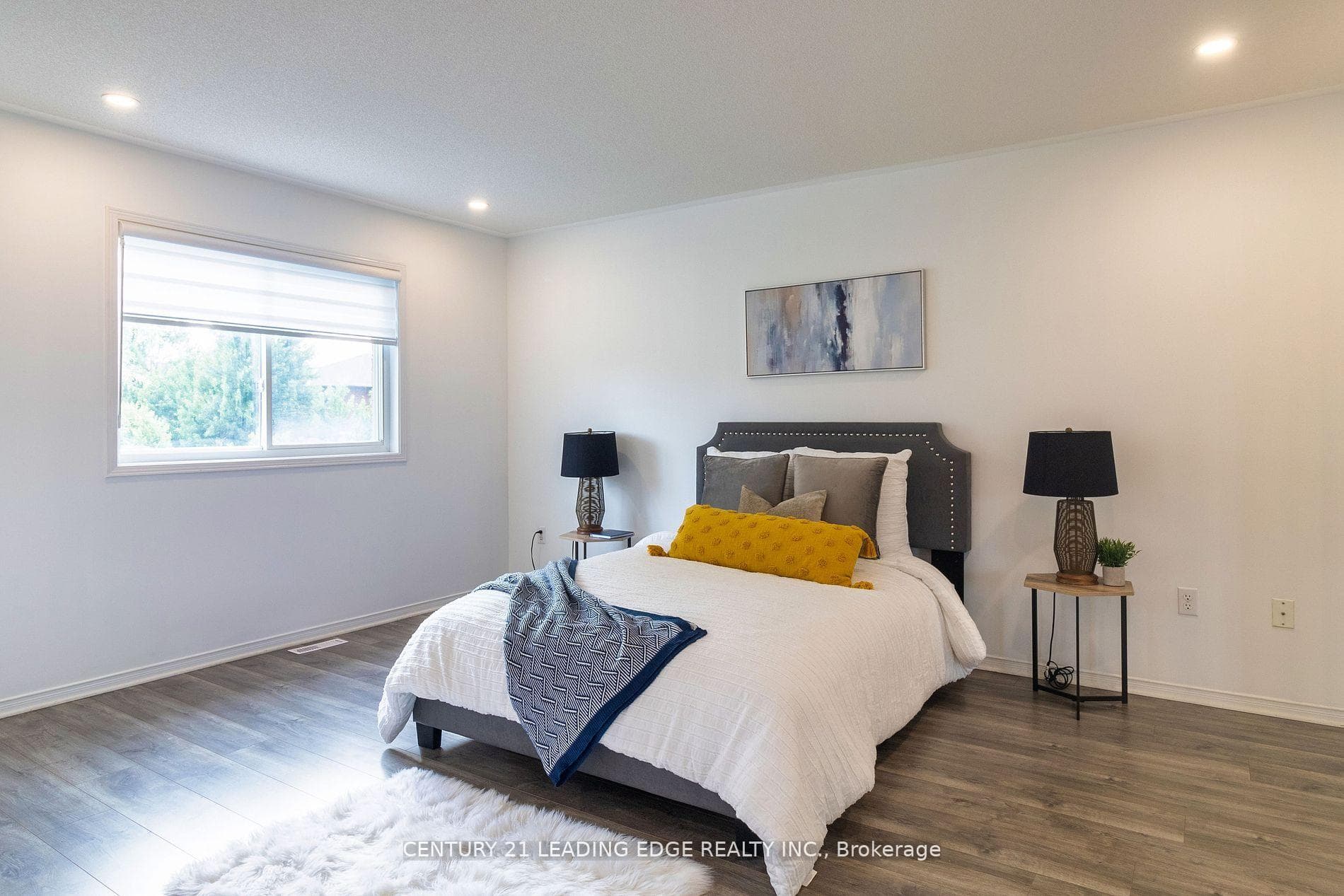 4289 Guildwood Way Unit Upper photo 15