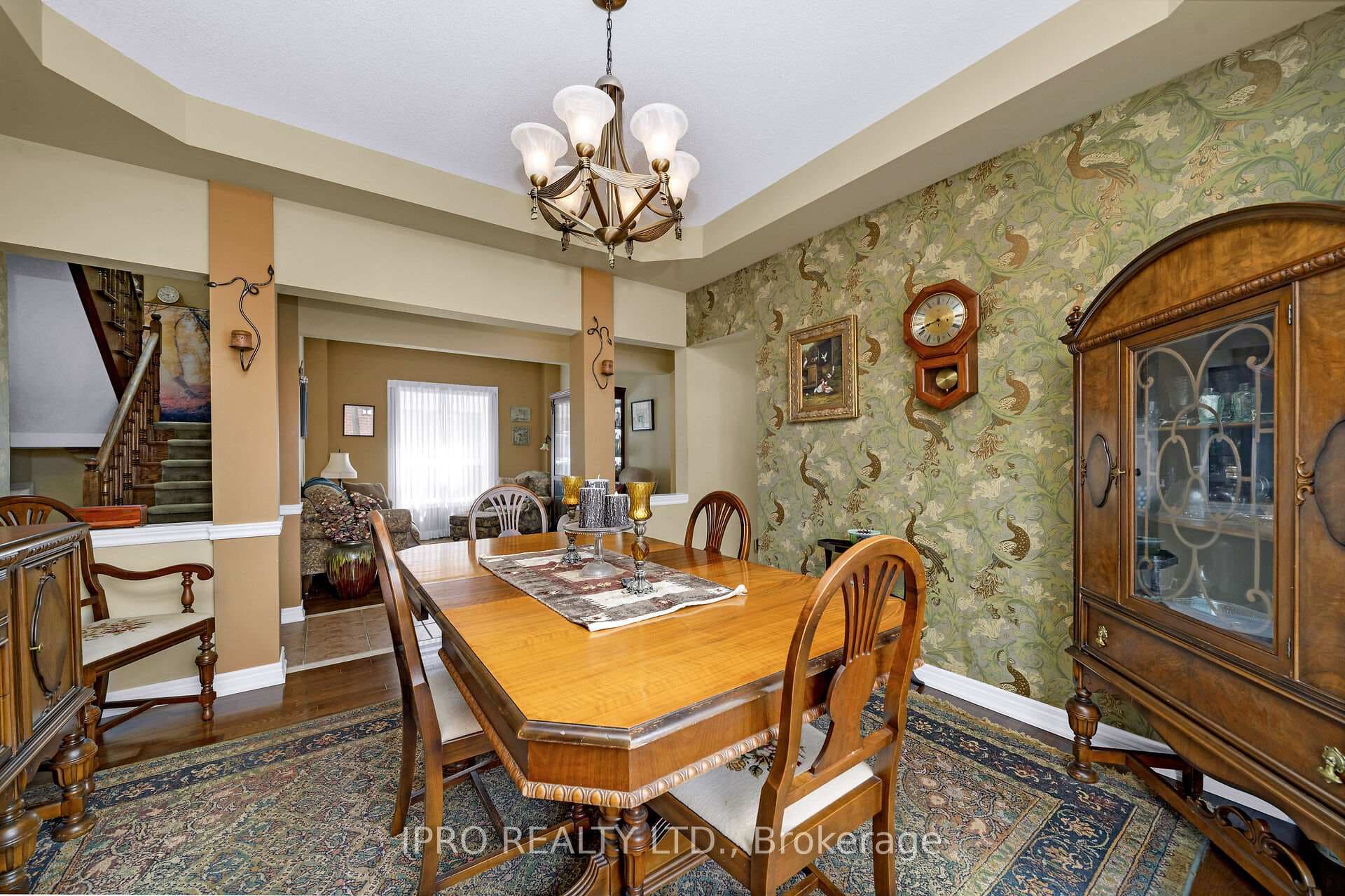 229 Acton Boulevard photo 11