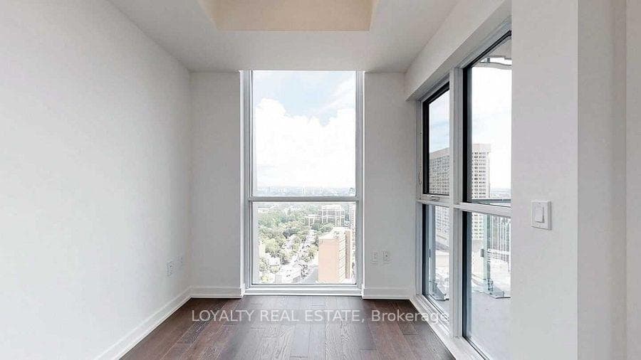 1 Yorkville Avenue Unit 2911 photo 18