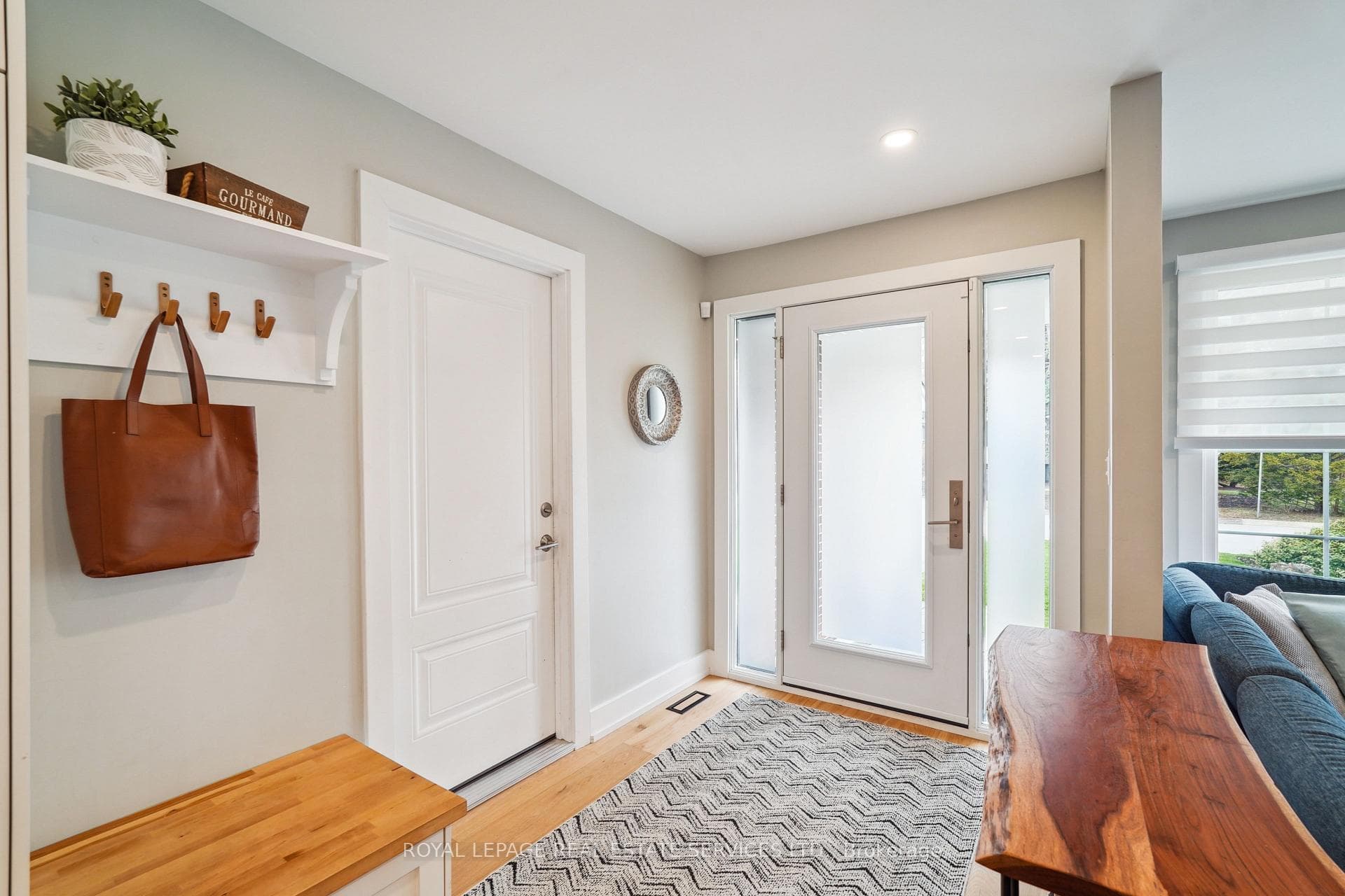 1269 Forest Hill photo 3