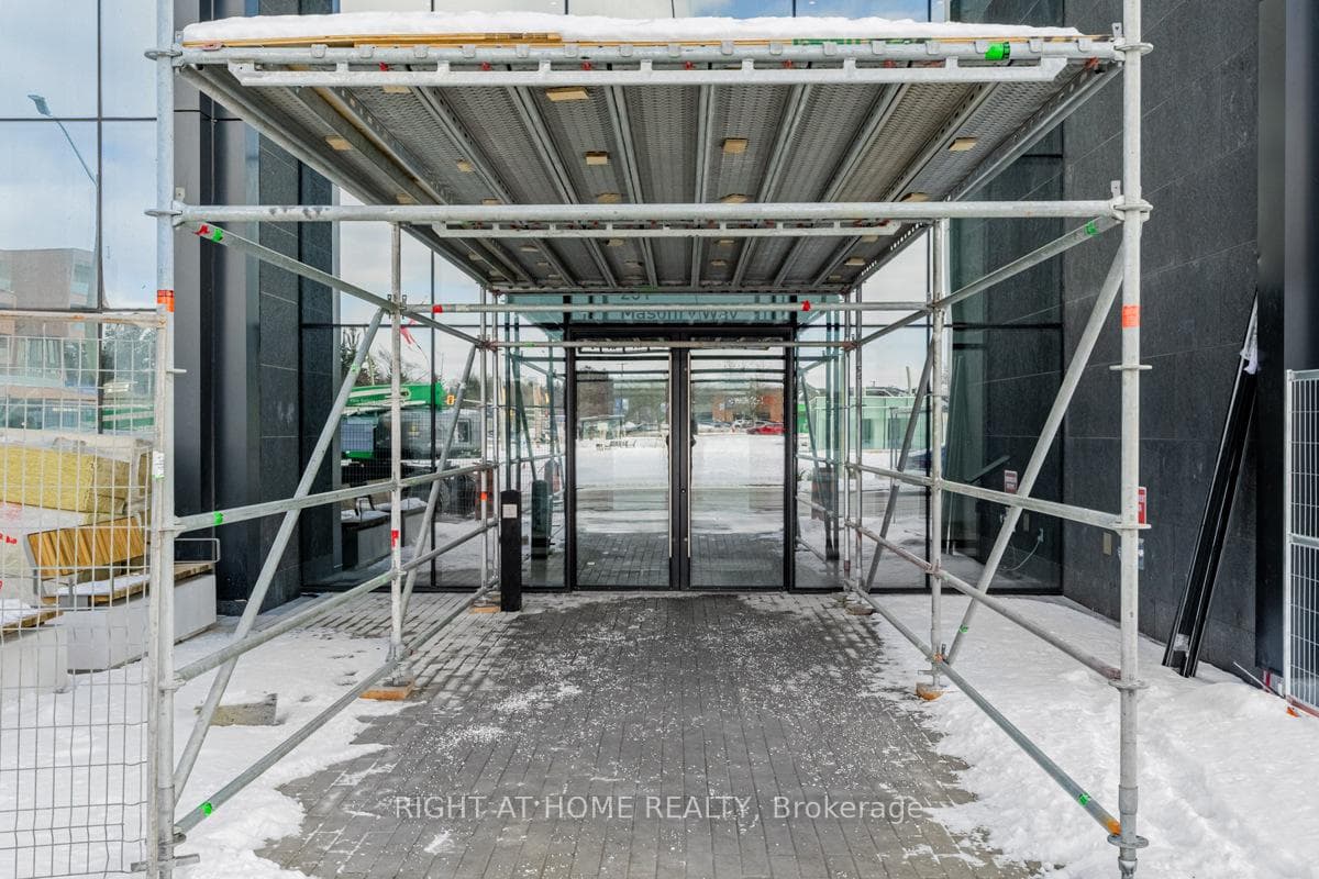 251 Masonry Way photo 3
