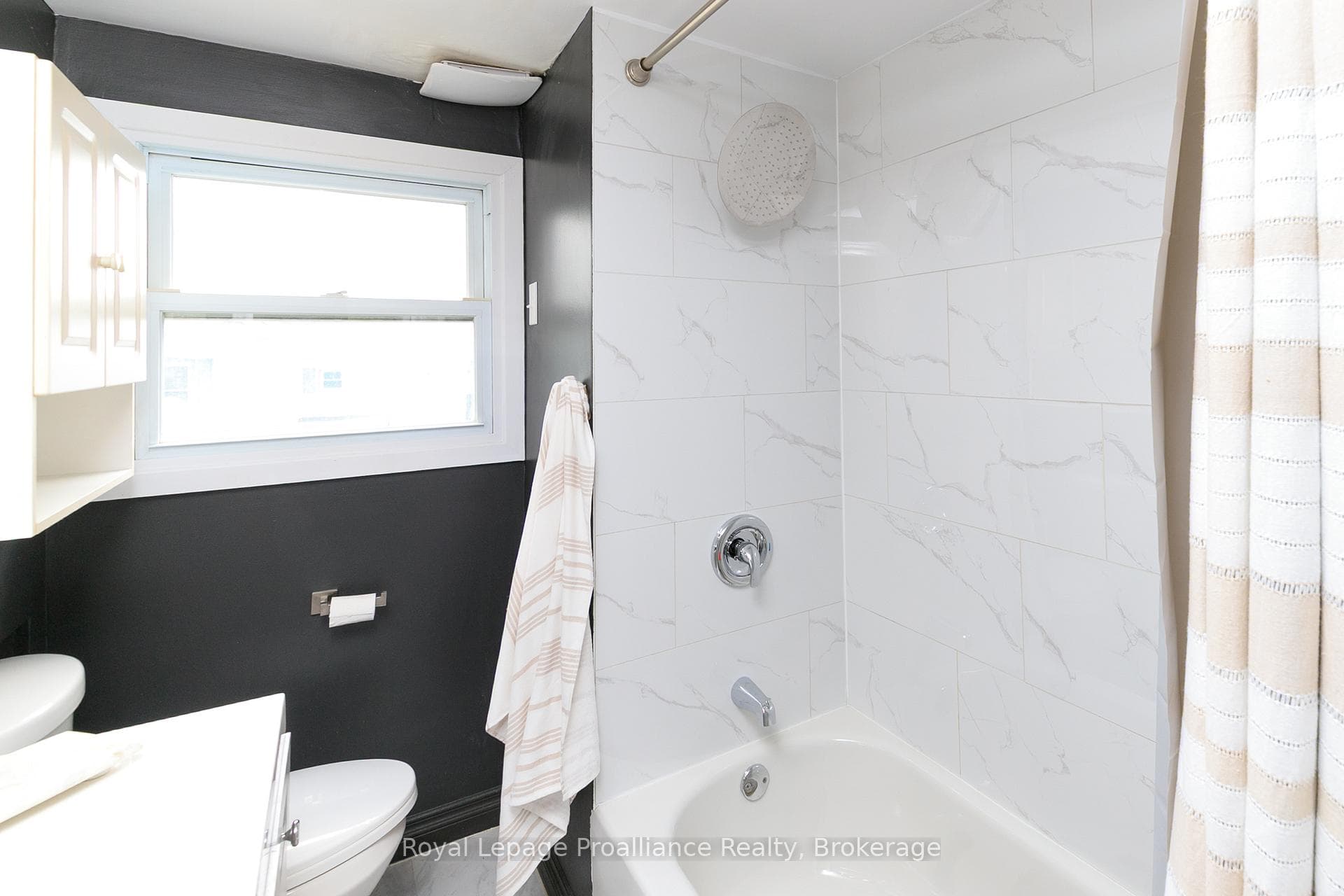 83 Moira Street photo 22