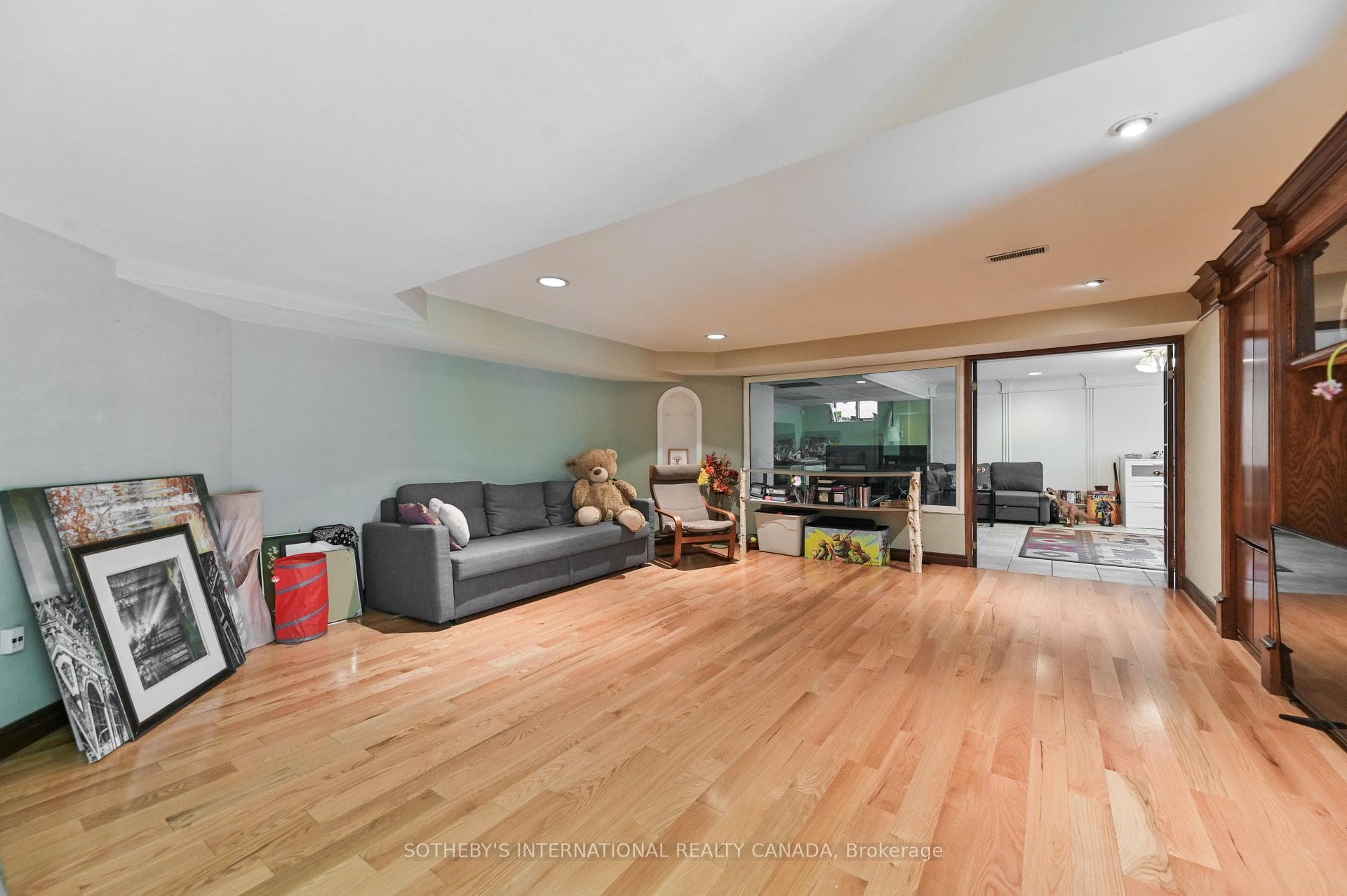 130 Monsheen Drive photo 18
