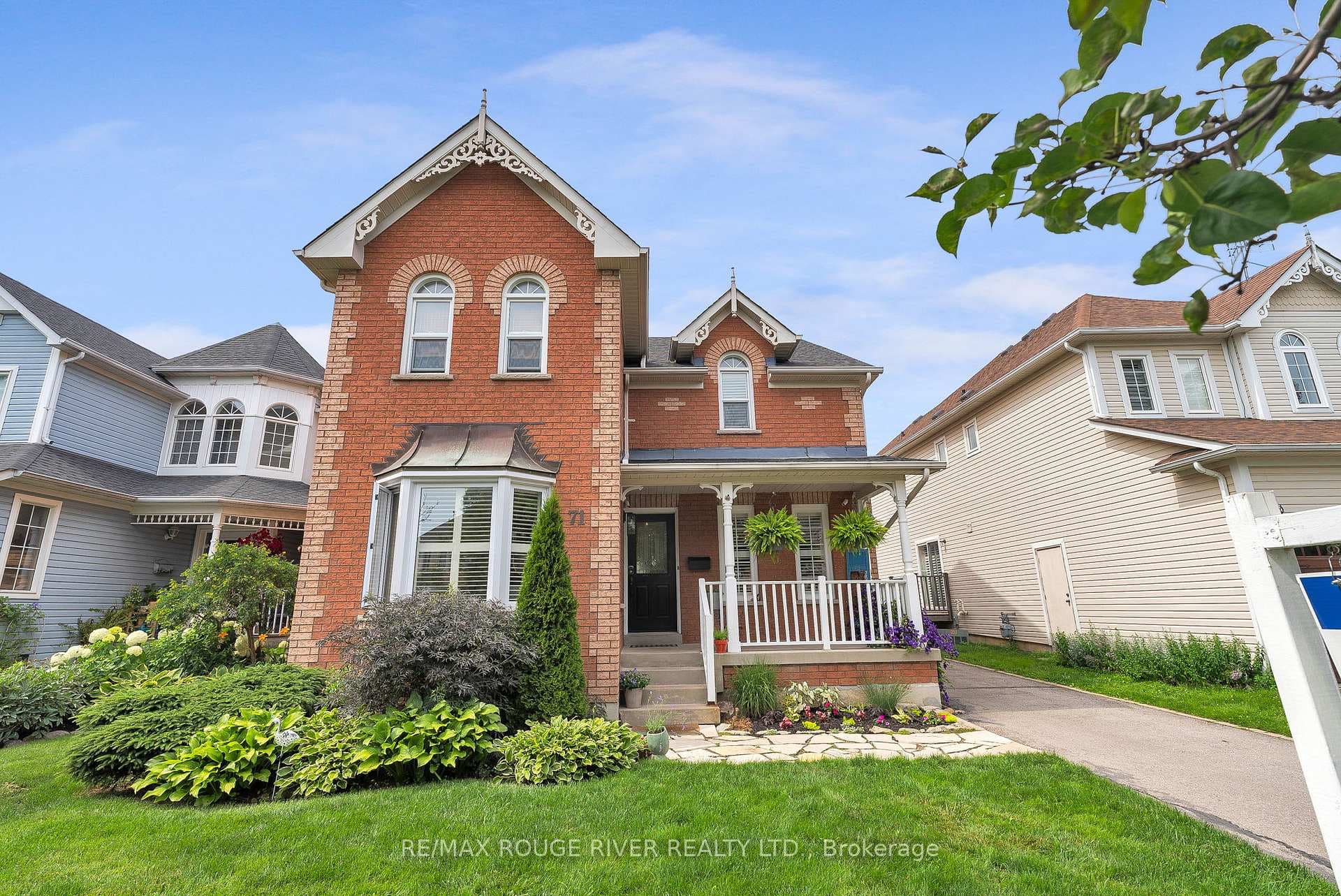 71 Matthewson Place photo 1