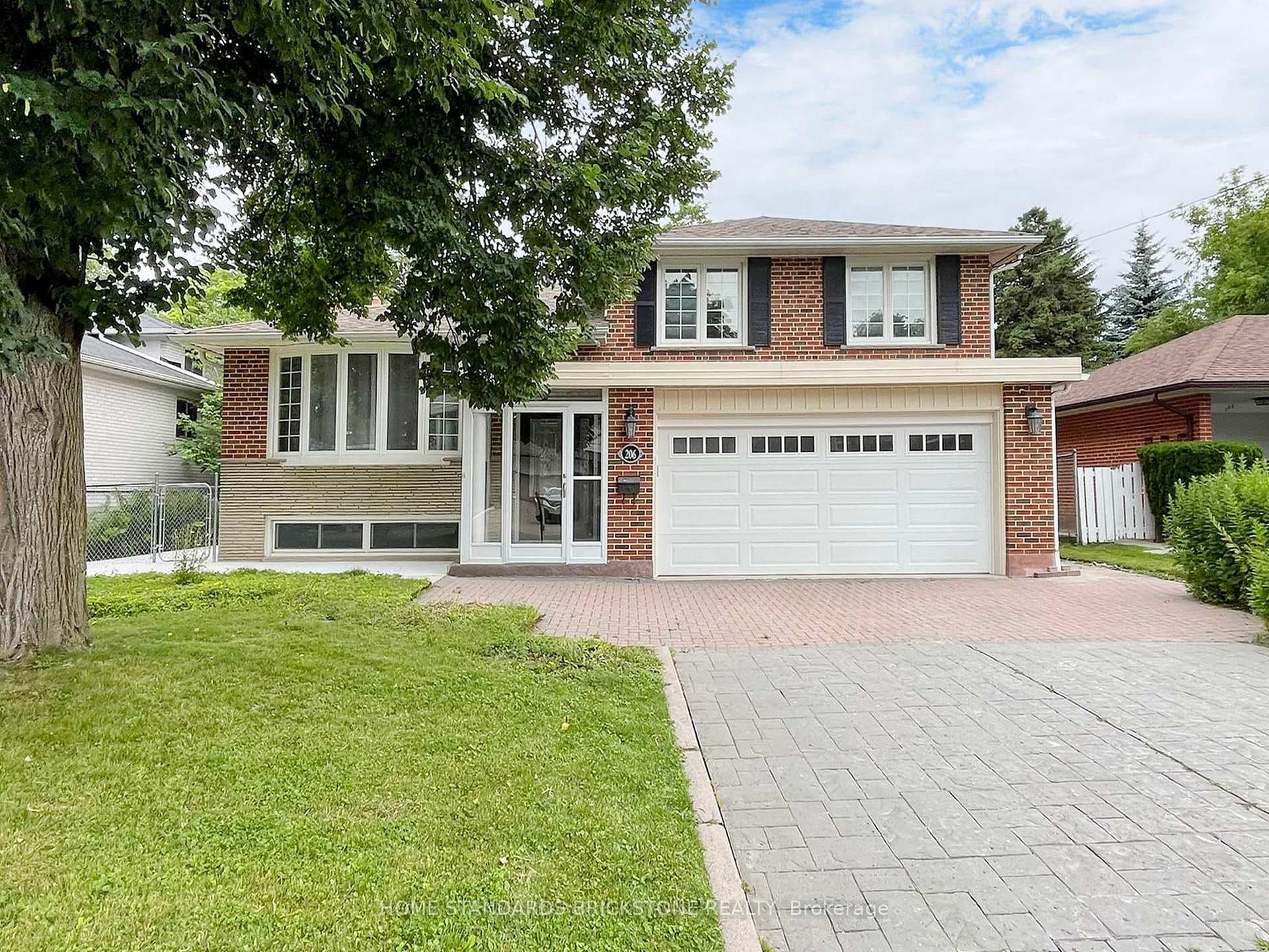 206 Henderson Avenue photo 1