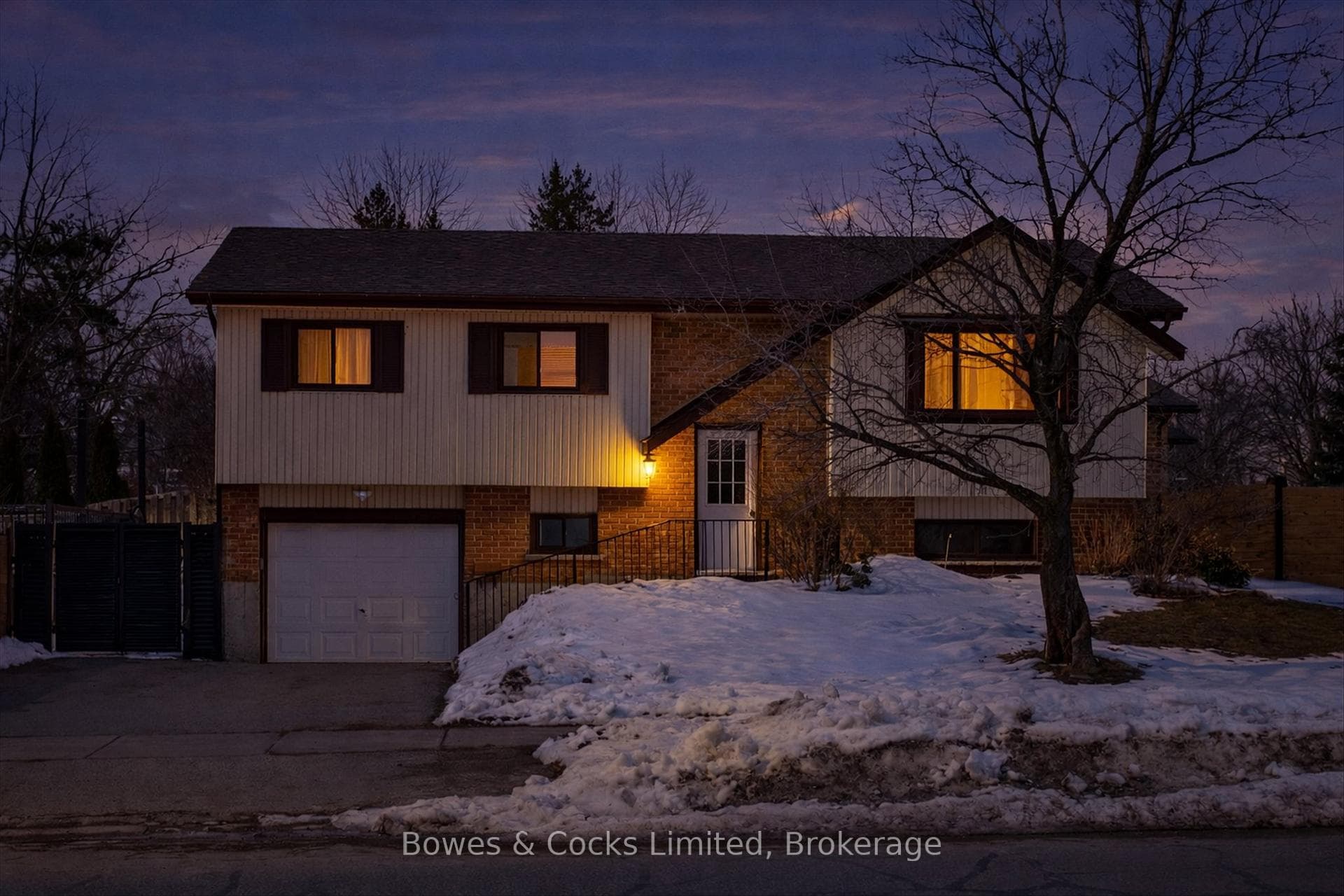 2233 Denure Drive photo 1