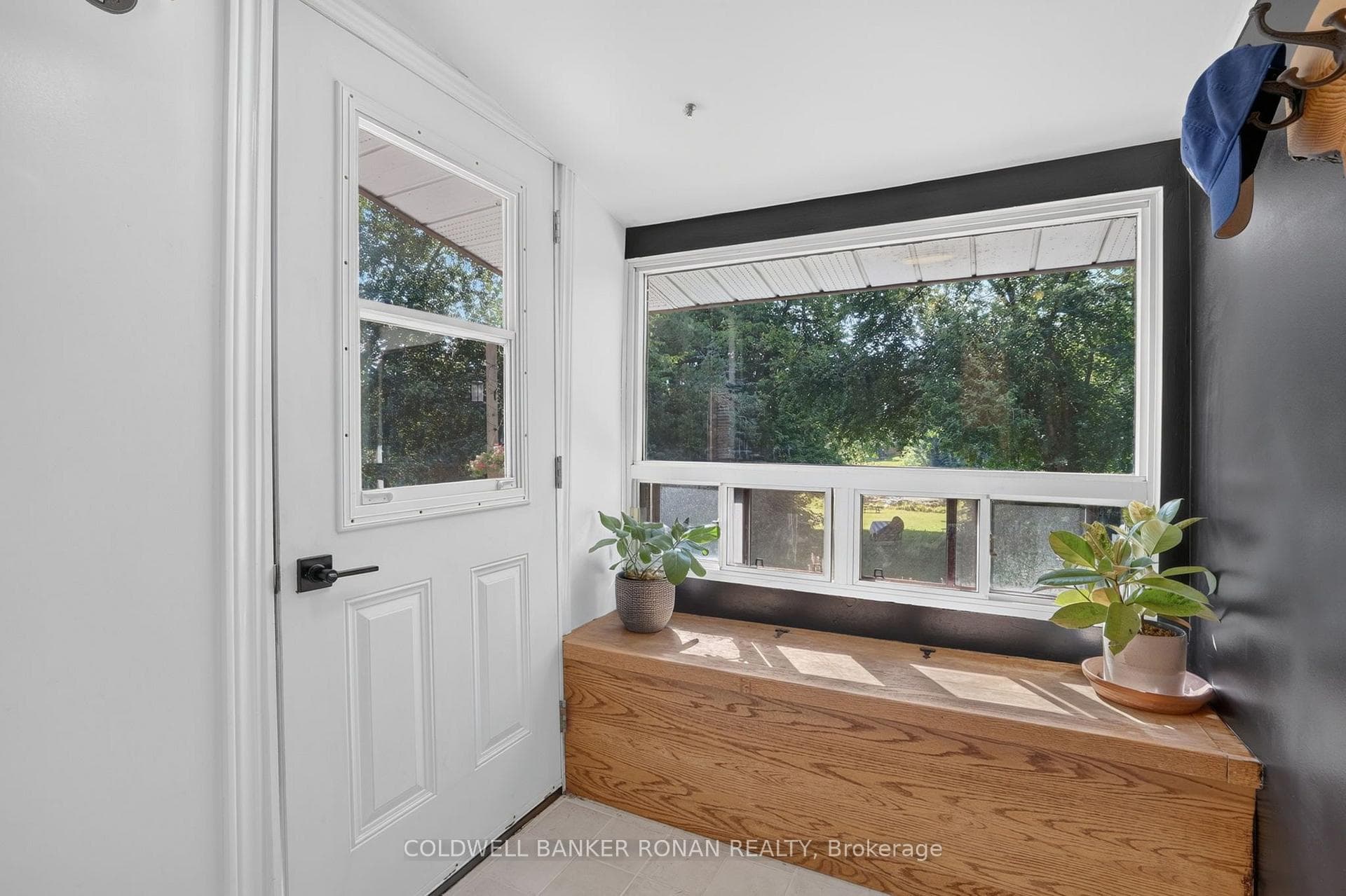 16 Dean Road photo 31