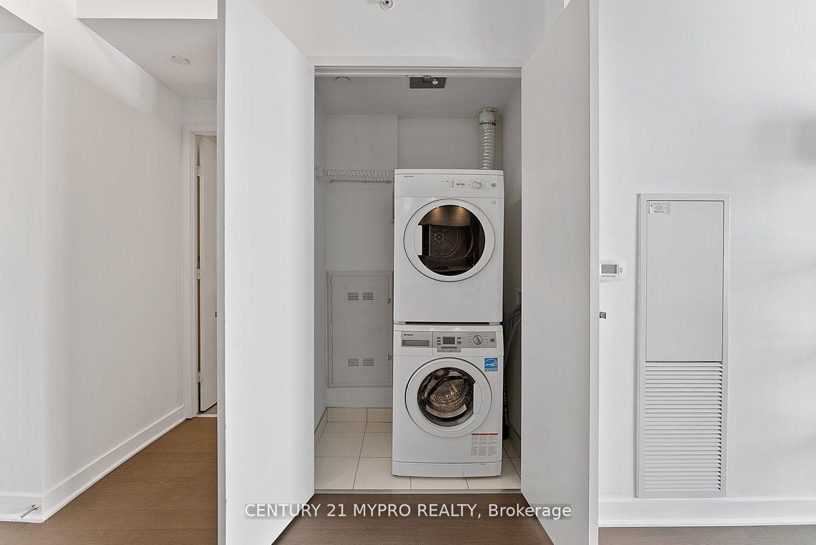 15 Grenville Street Unit 1007 photo 17