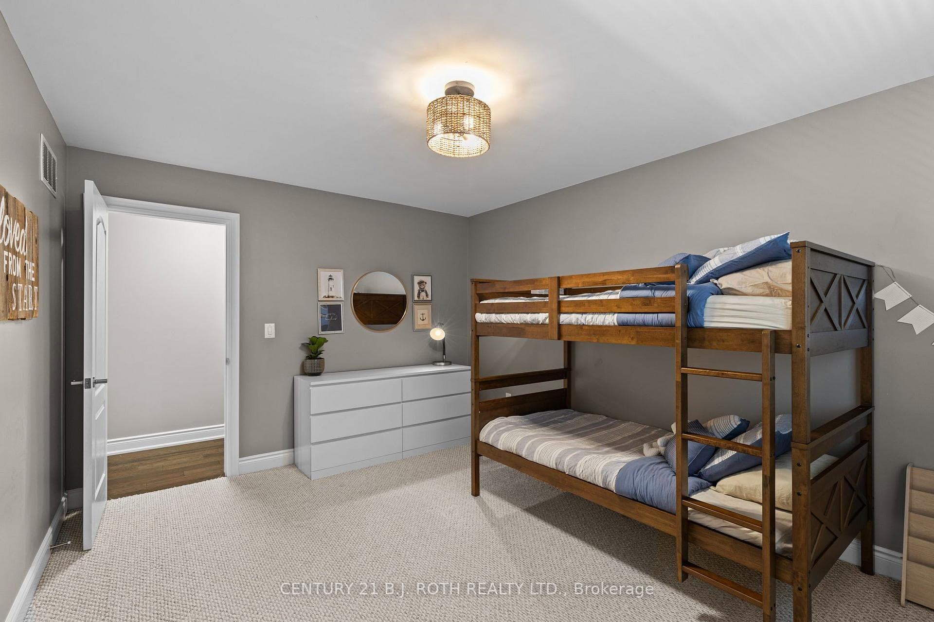 3015 Annalysse Drive photo 22