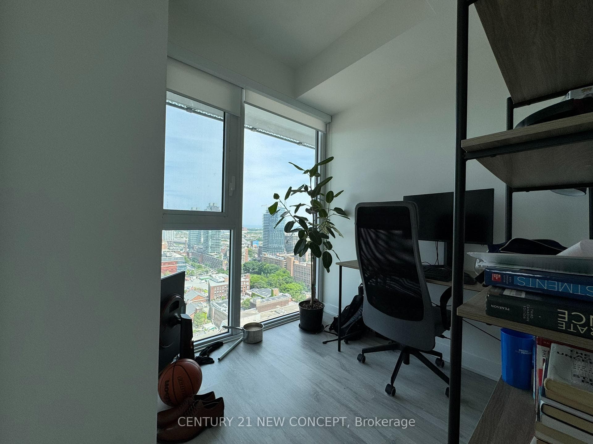 70 Princess Street Unit 2402 E photo 5