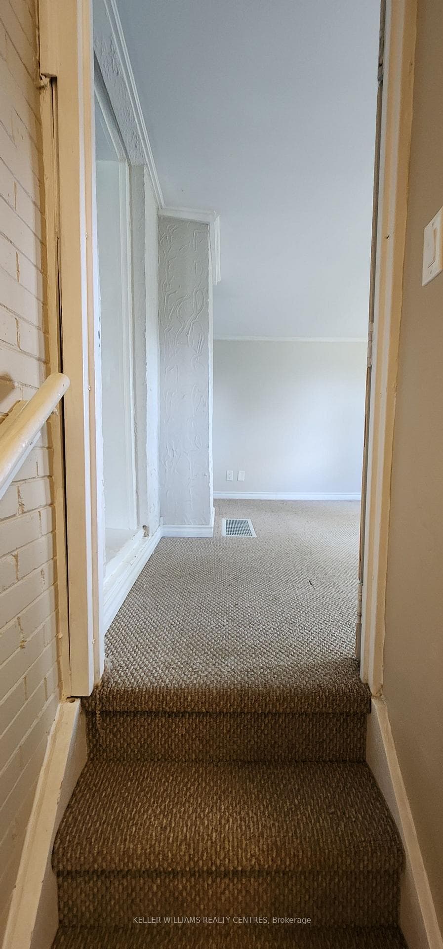 16296 Woodbine Avenue Unit Unit 3 photo 5