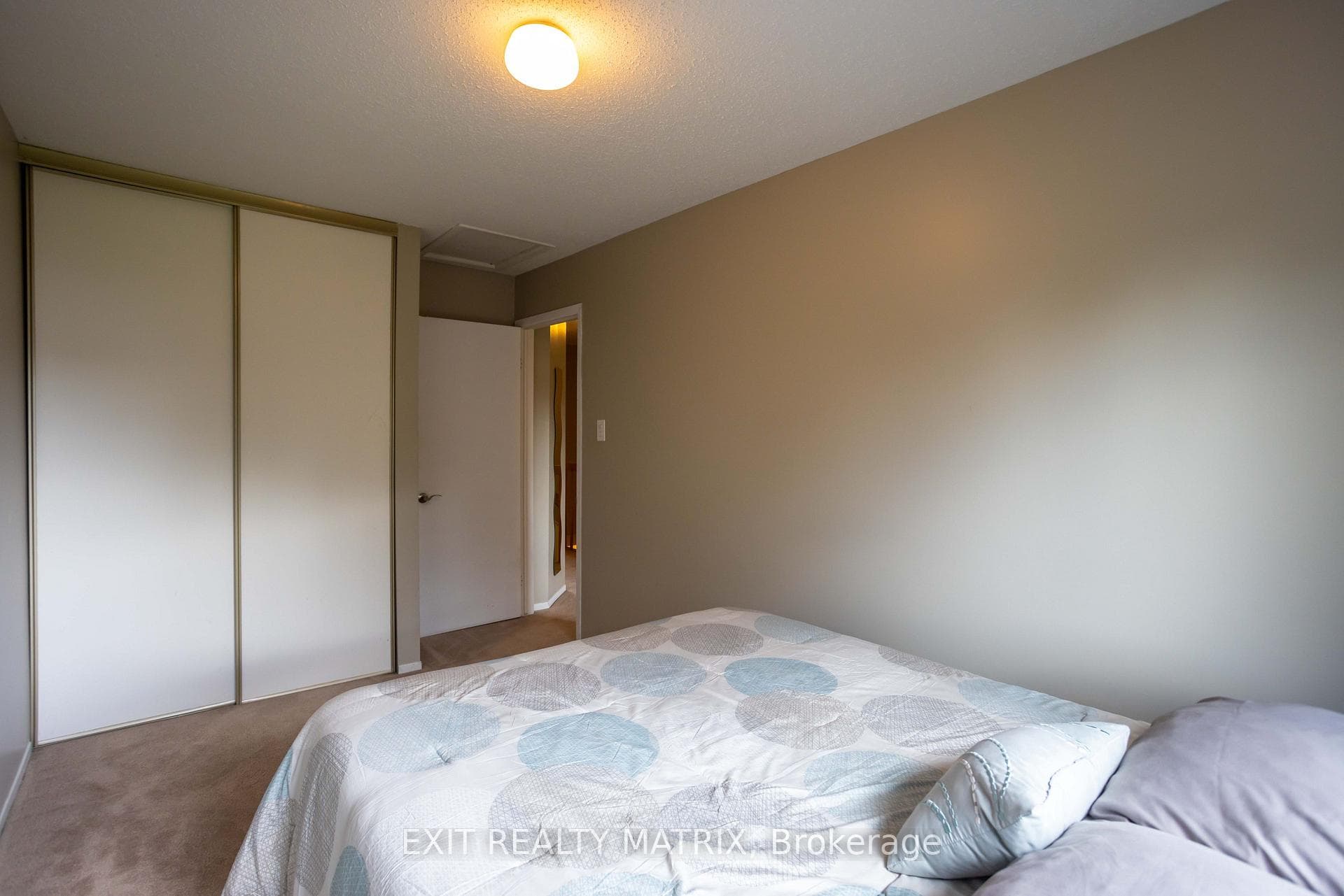 1521 Briarfield Crescent photo 23