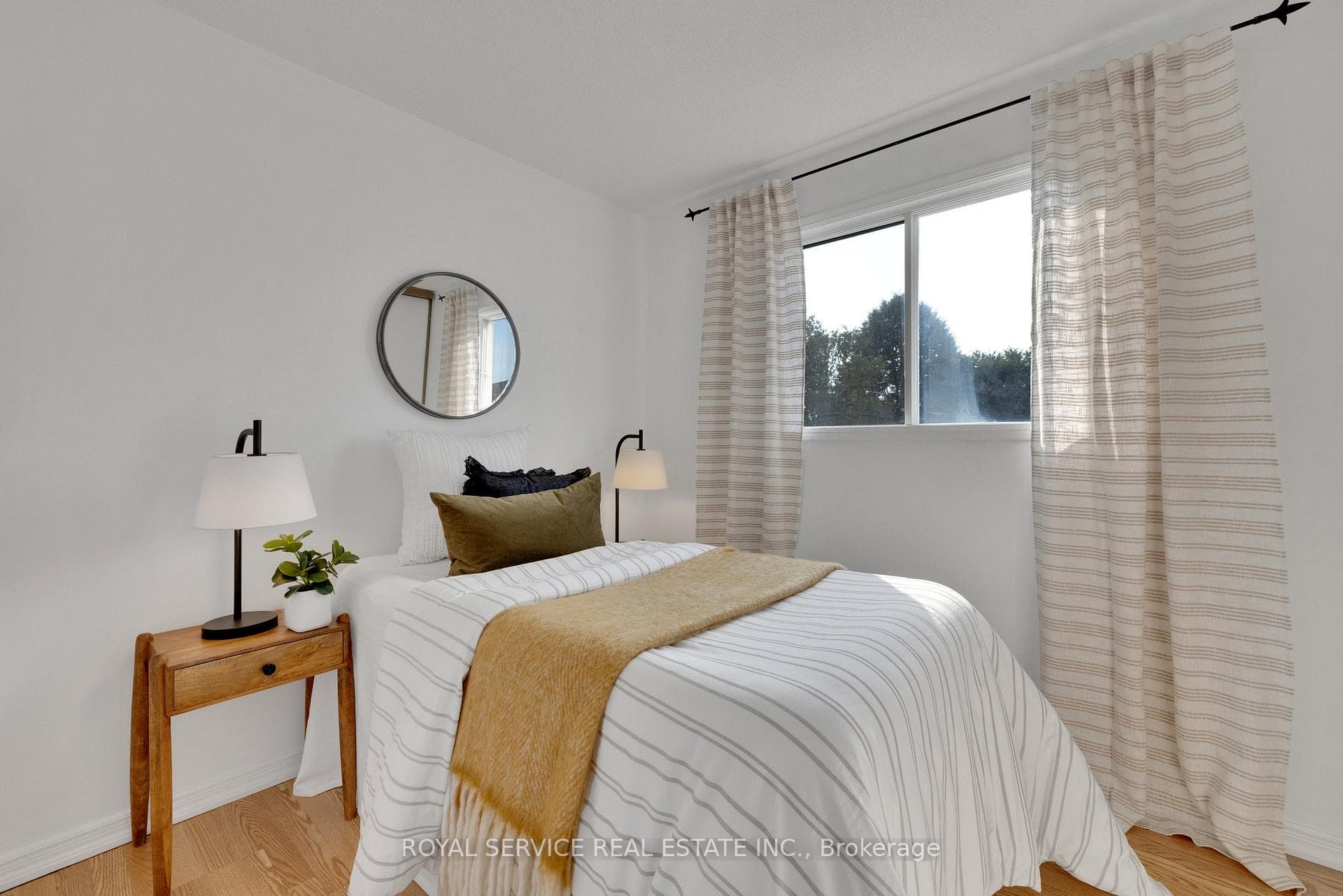 2nd Bedroom with Window