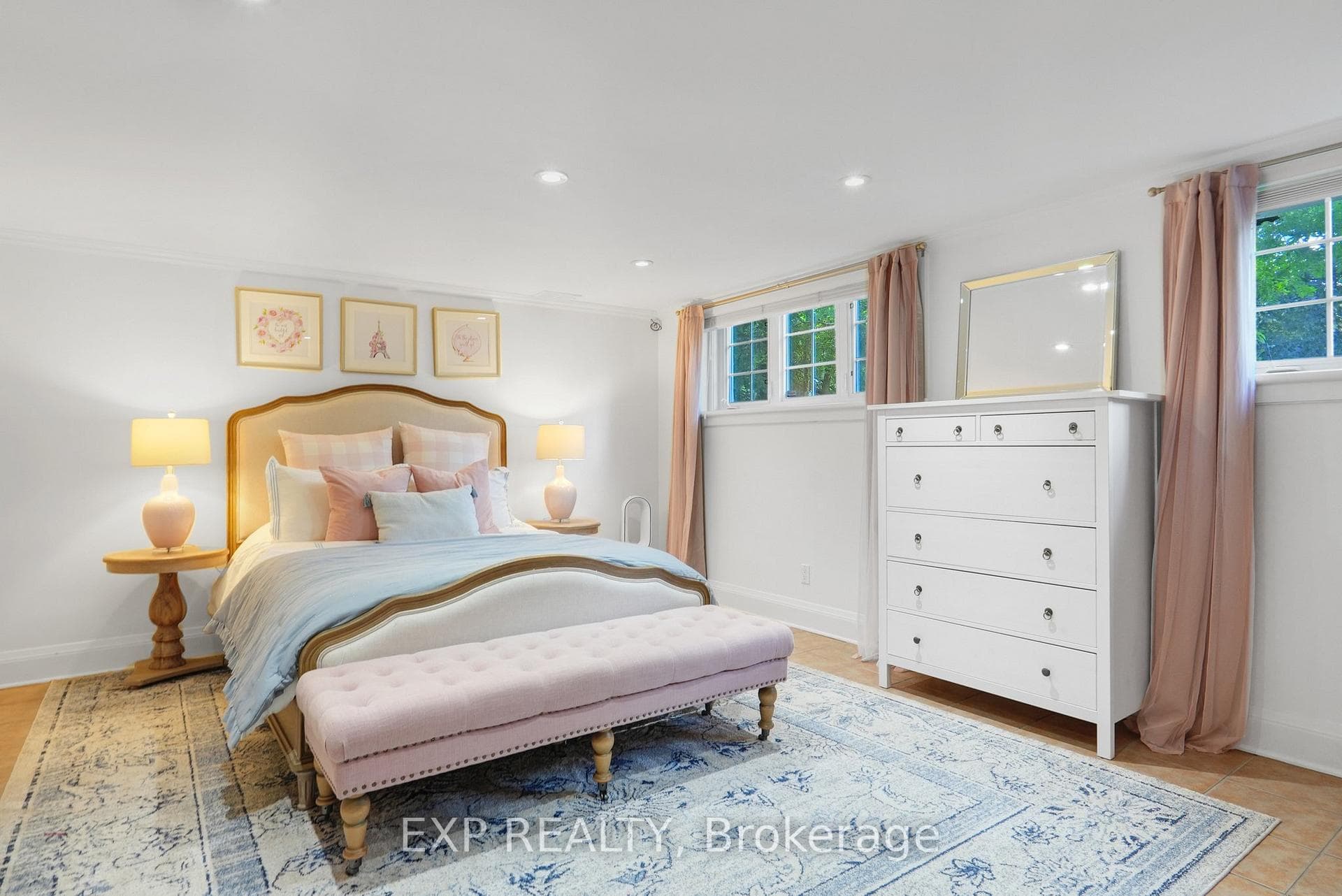 72 DELONG Drive photo 26