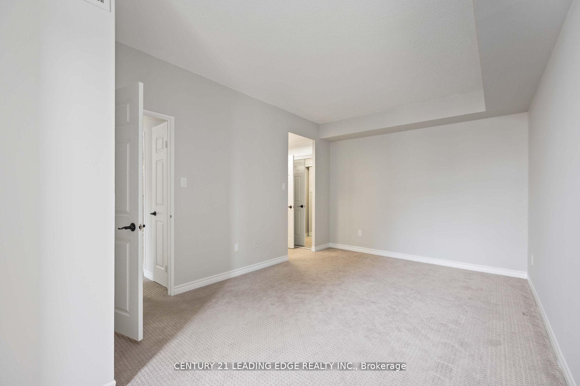 3233 Eglinton Avenue Unit 1001 photo 26