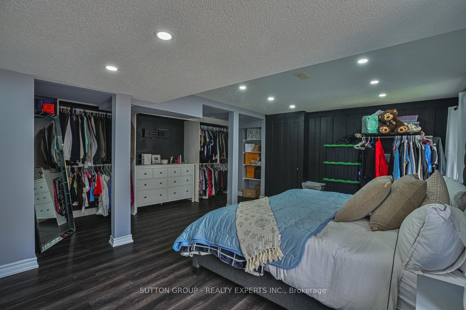 373 Sunny Meadow Boulevard photo 38