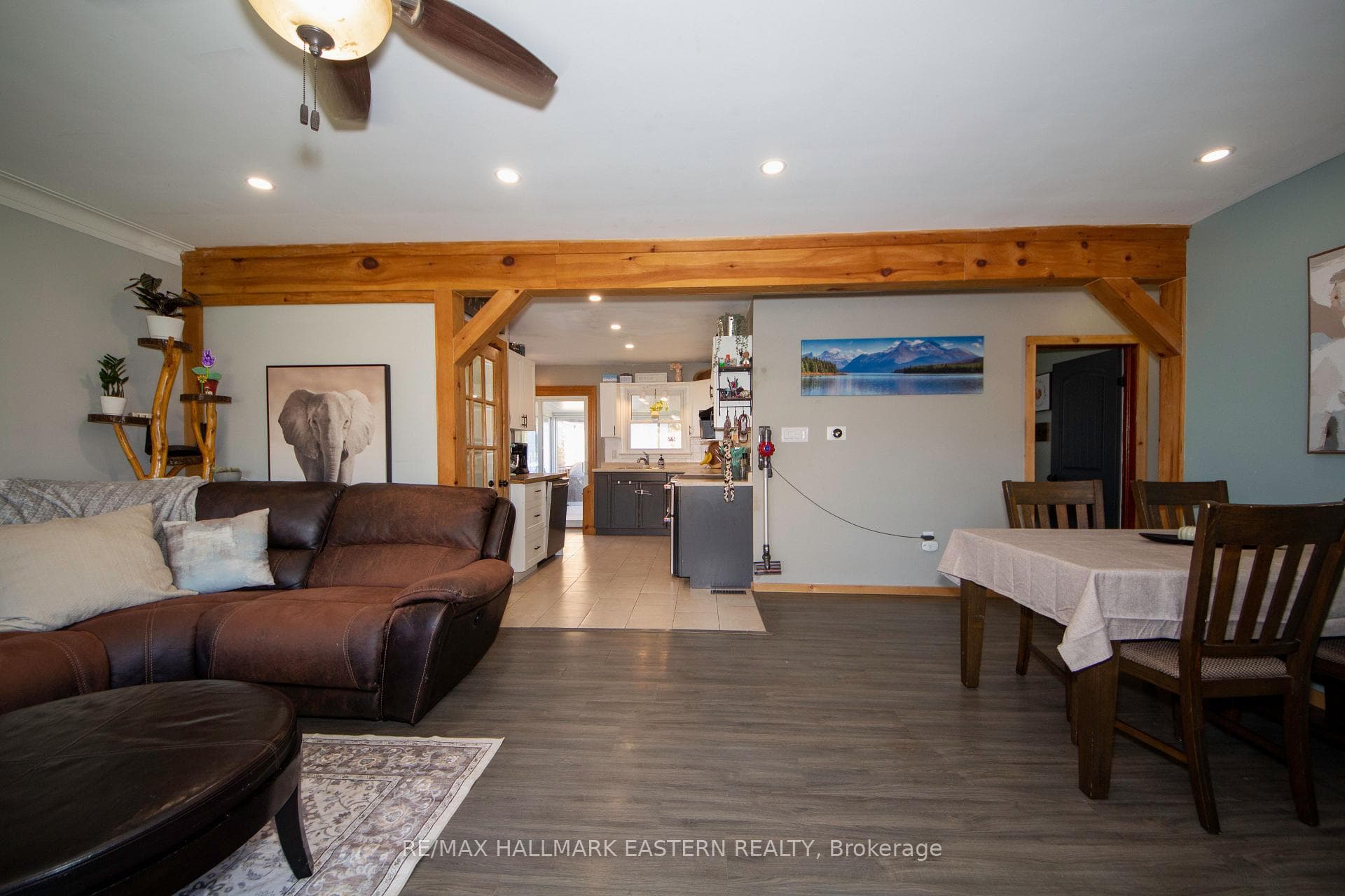 1259 Mann Road photo 6