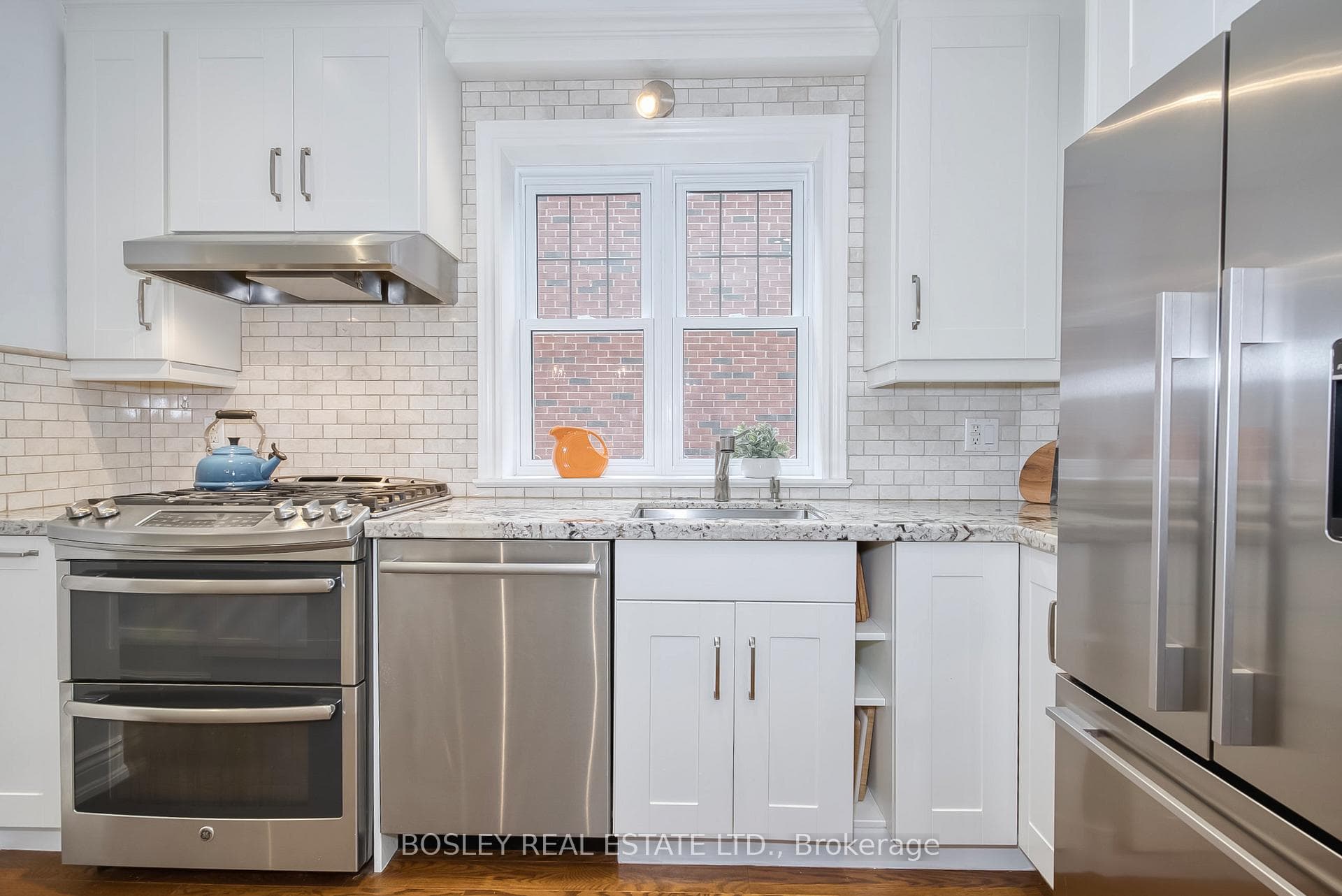 58 Queens Drive photo 10