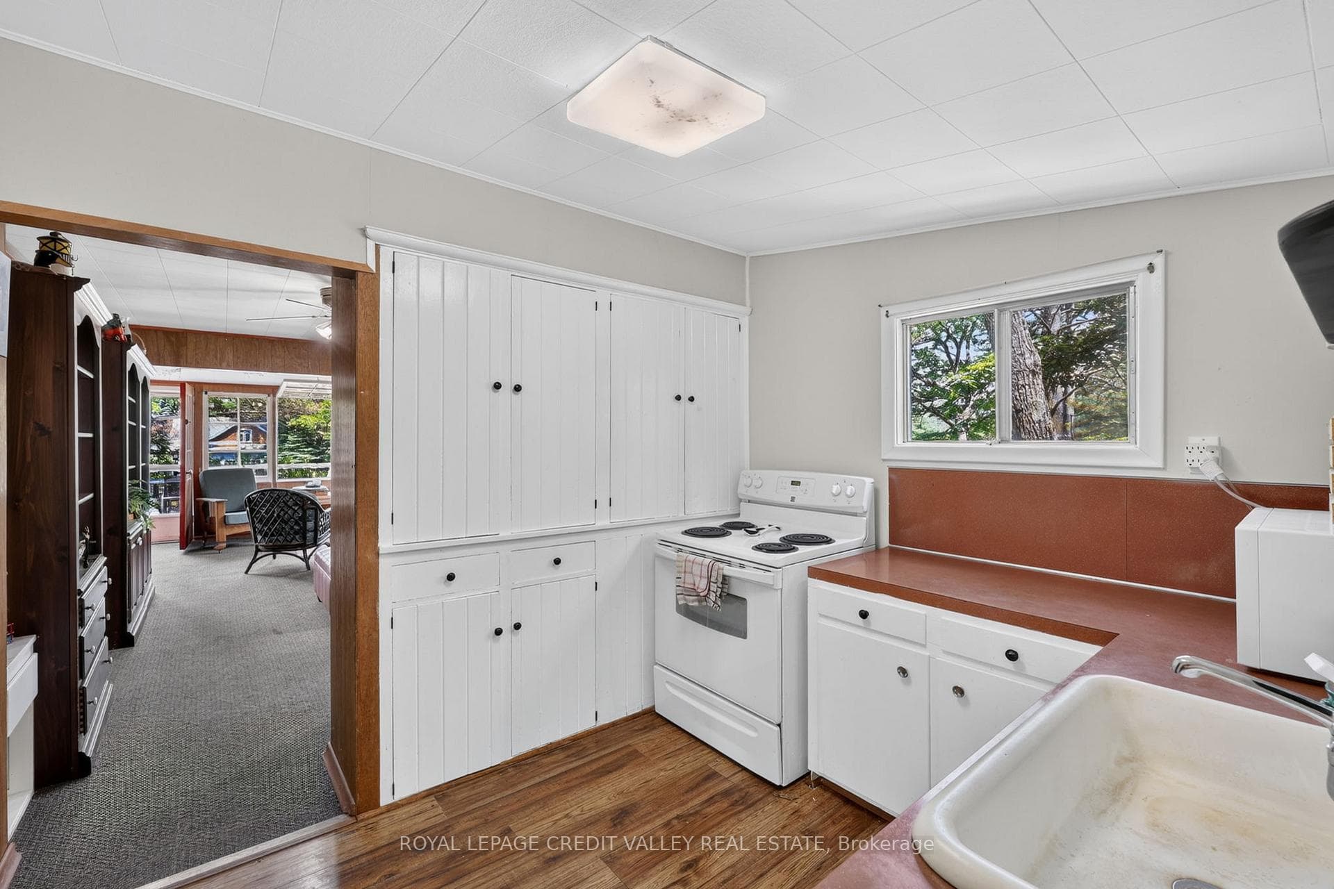 8128 Rama Road photo 8
