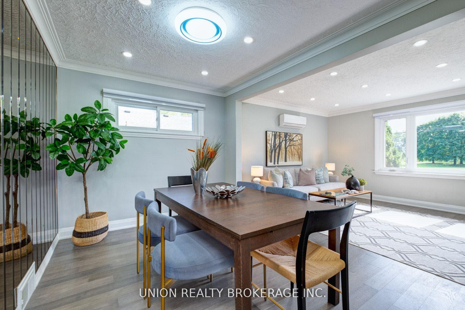 28 Fishleigh Drive Unit Main photo 5