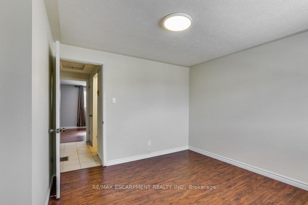 900 James Street Unit 5 photo 19