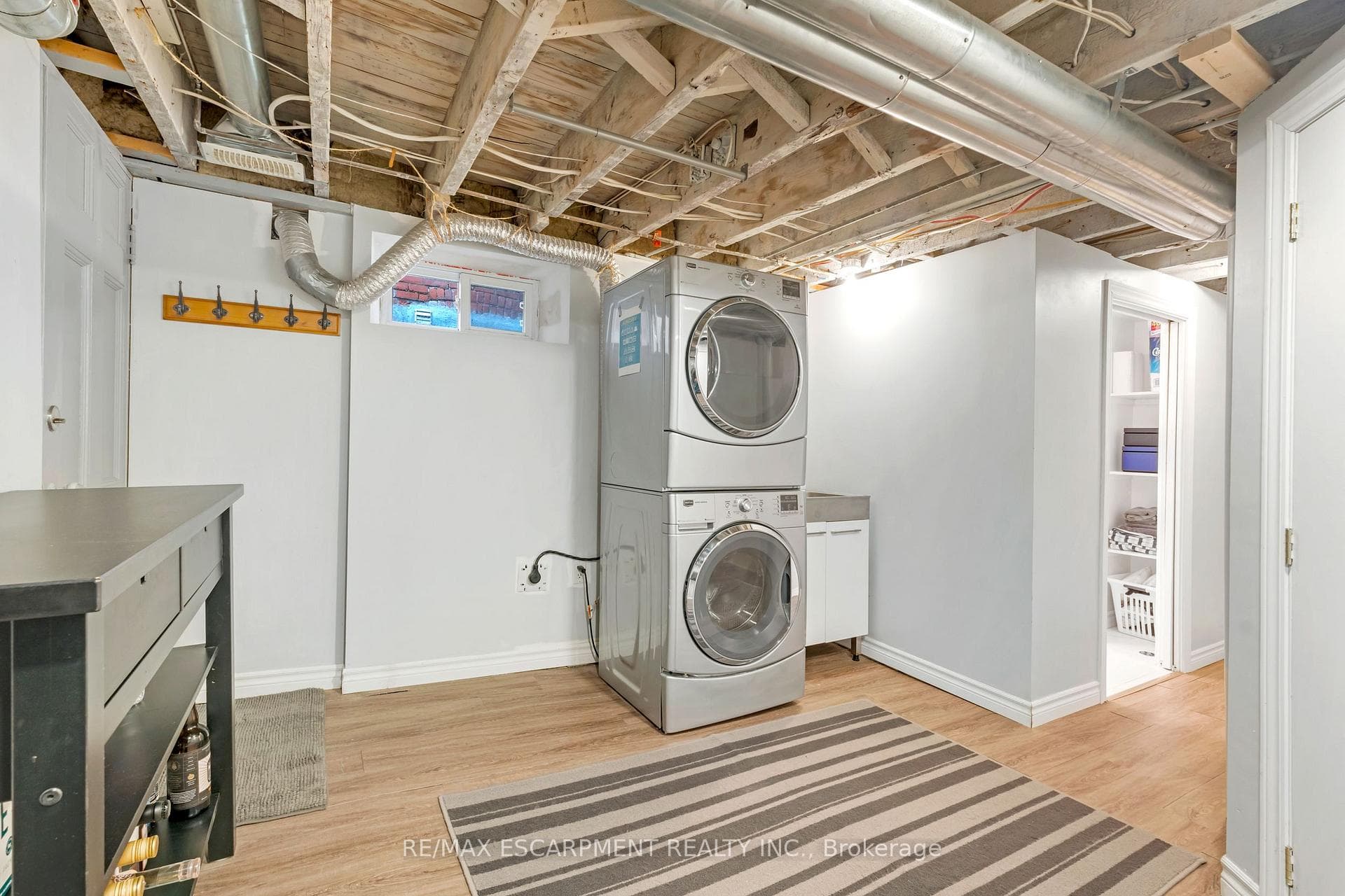93 Peter Street photo 30