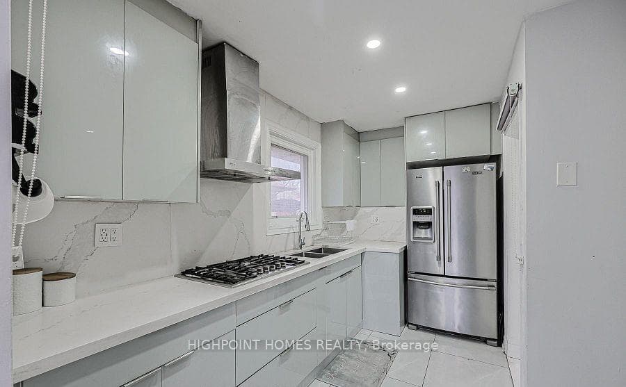 3 Mozart Avenue photo 16