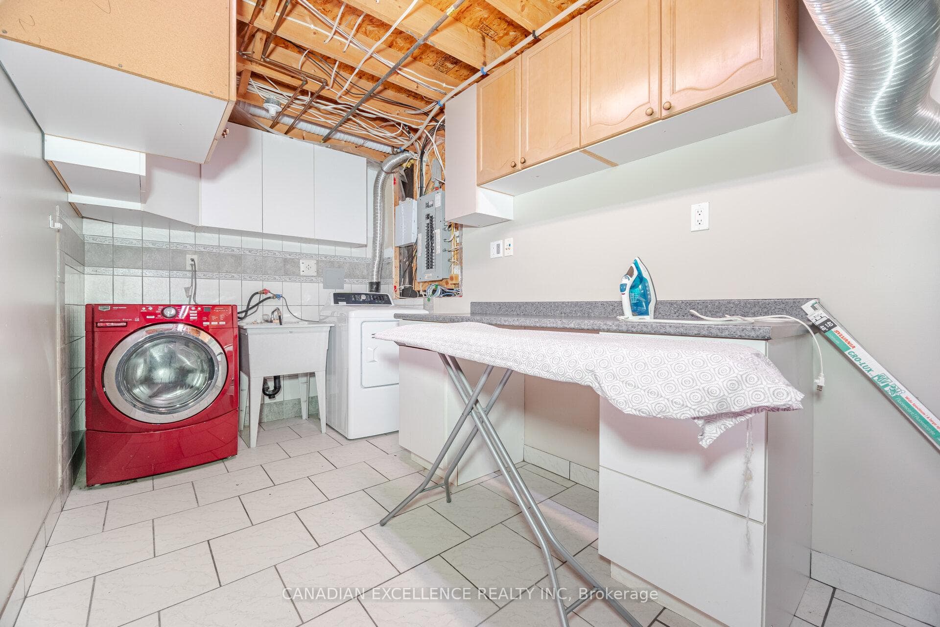 5564 Bridgeport Gate photo 45