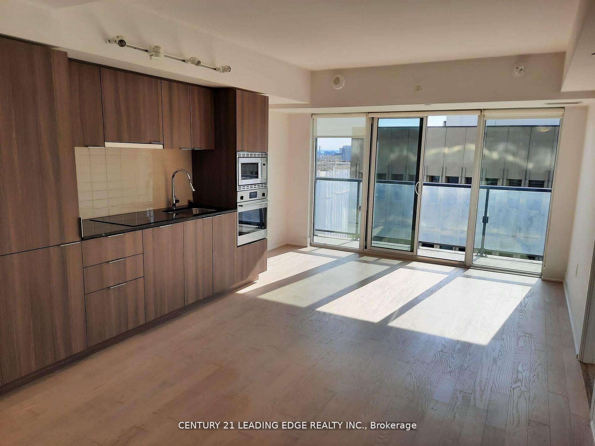955 Bay Street Unit 2209 photo 9