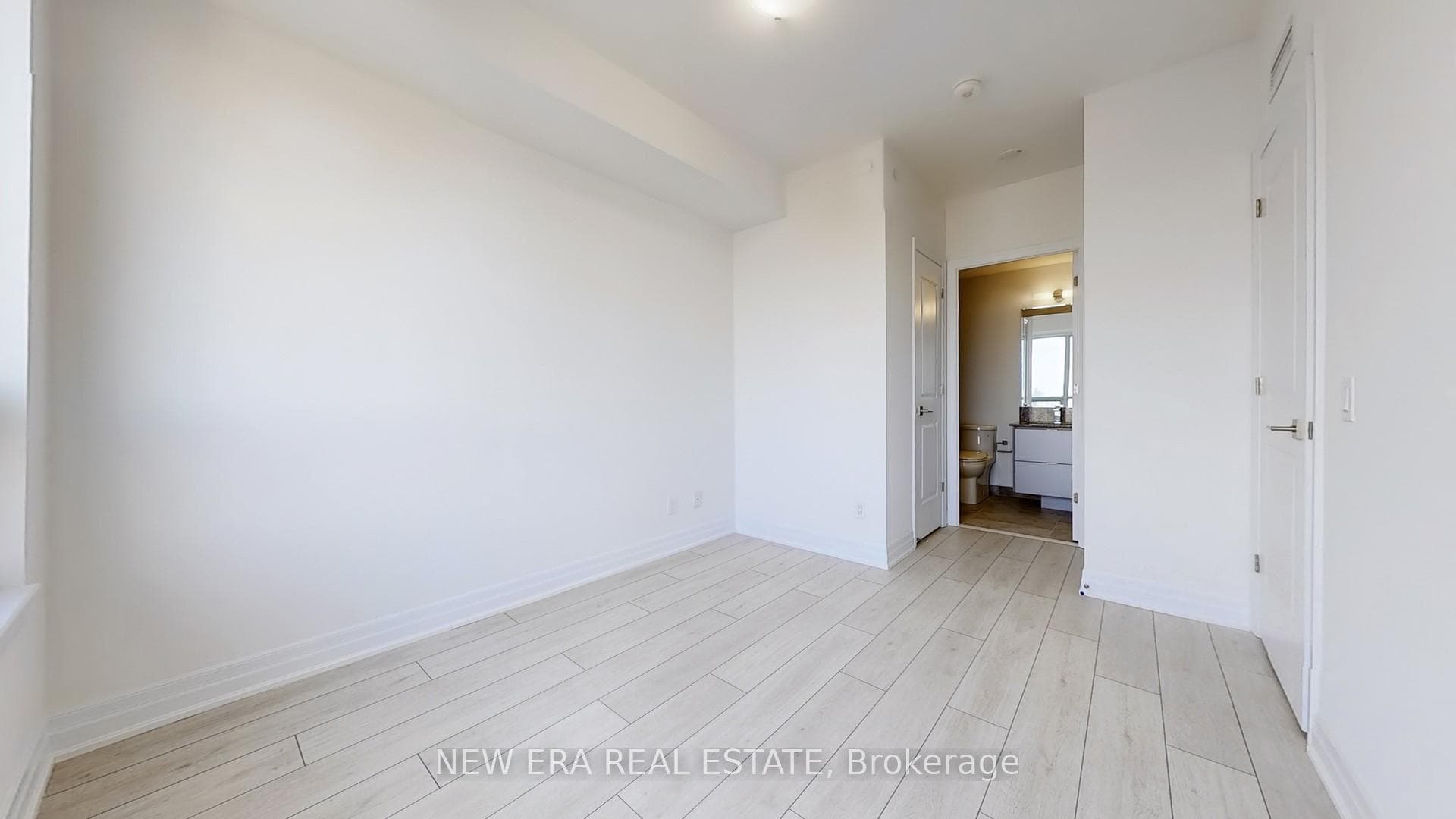 30 Elm Drive Unit 2611 photo 24