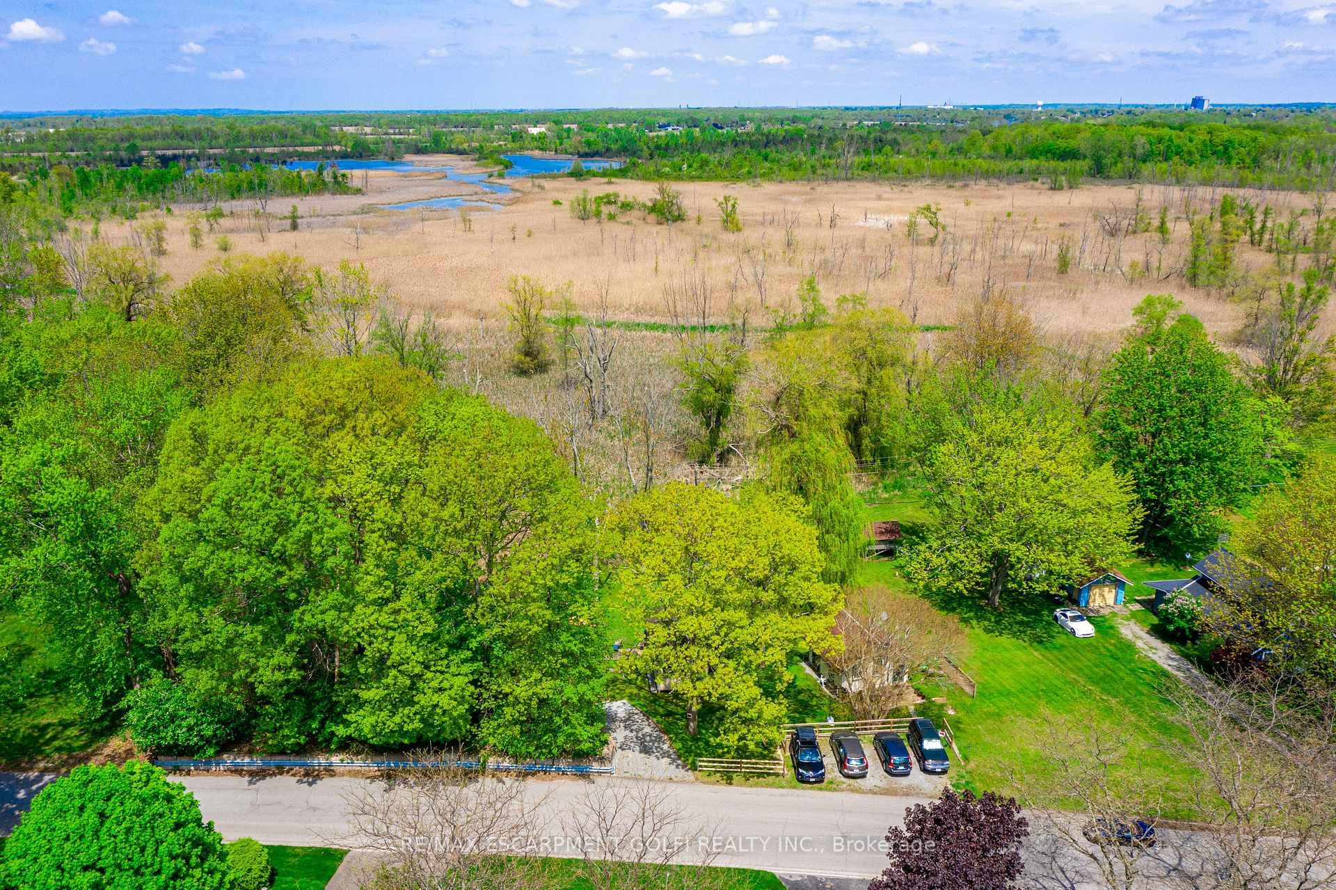 10340 Lakeshore Road photo 36