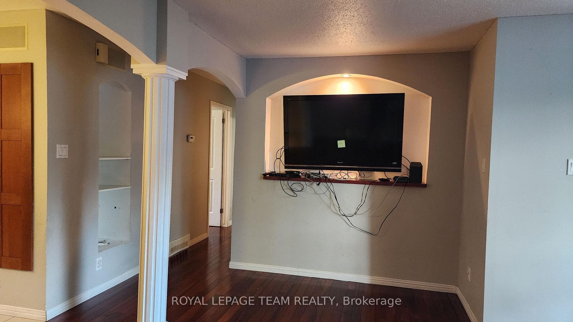 1013 Cadboro Road photo 6