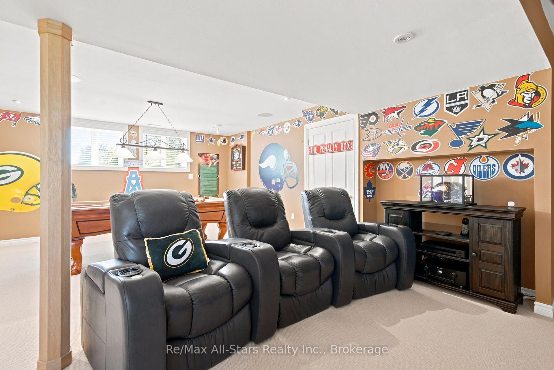21180 Brunon Avenue photo 26