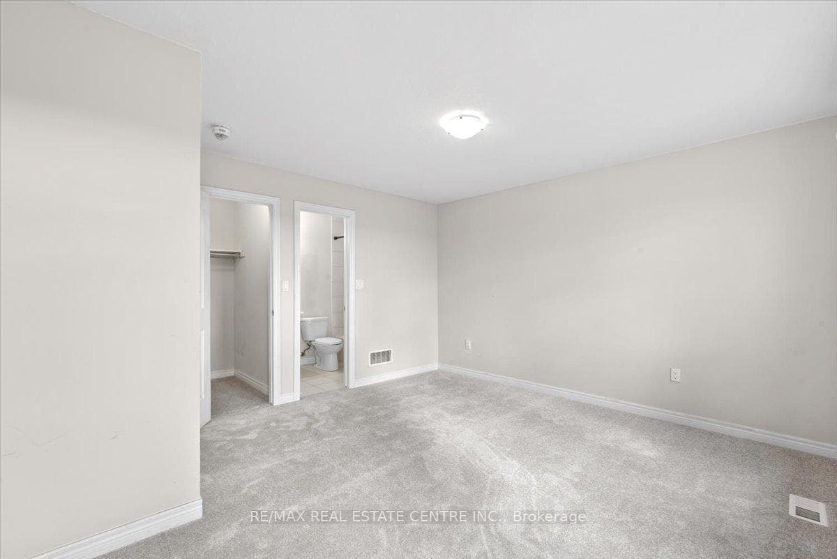 49 Crossings Way photo 12