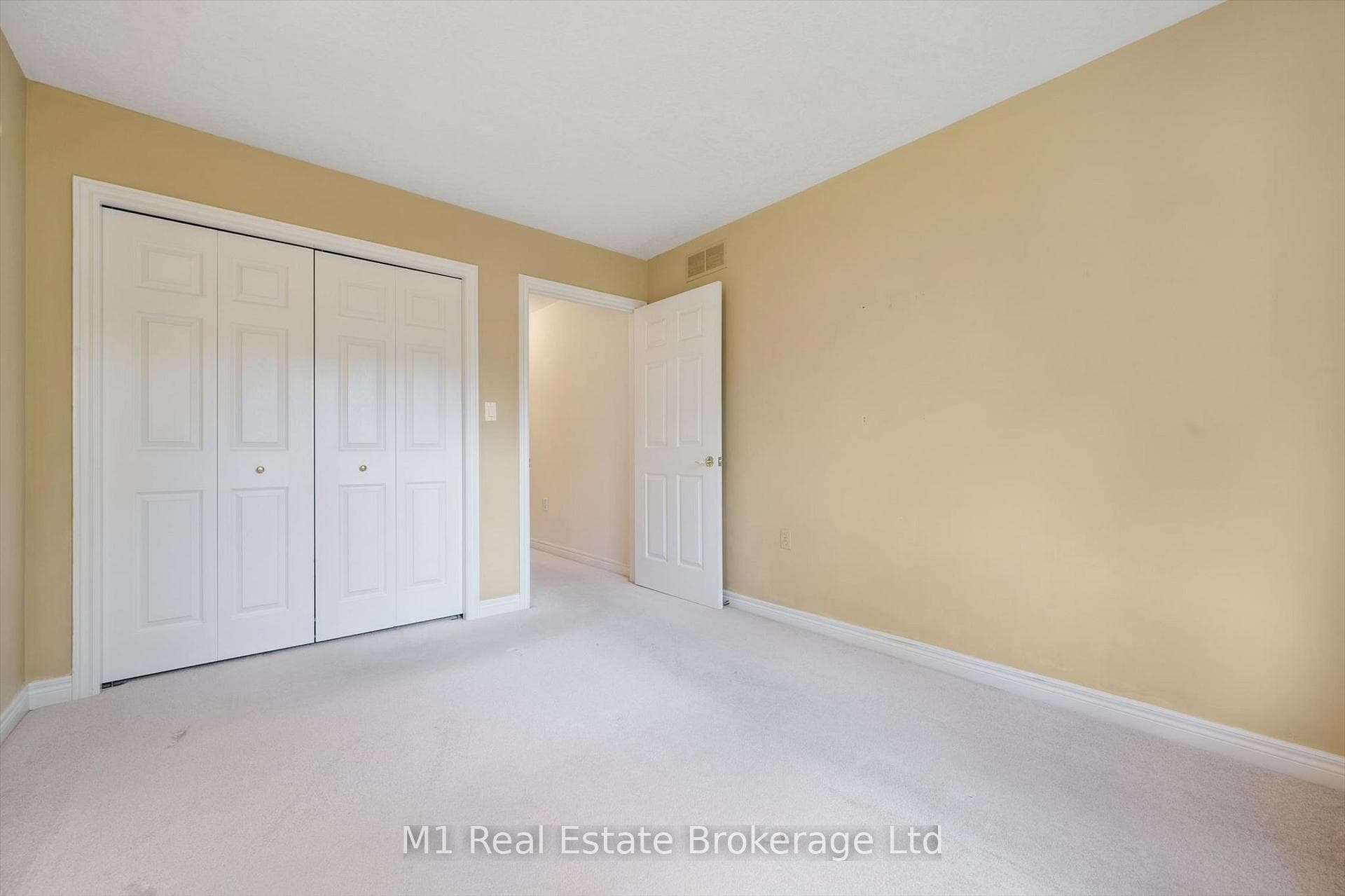 55 Honeysuckle Drive photo 35
