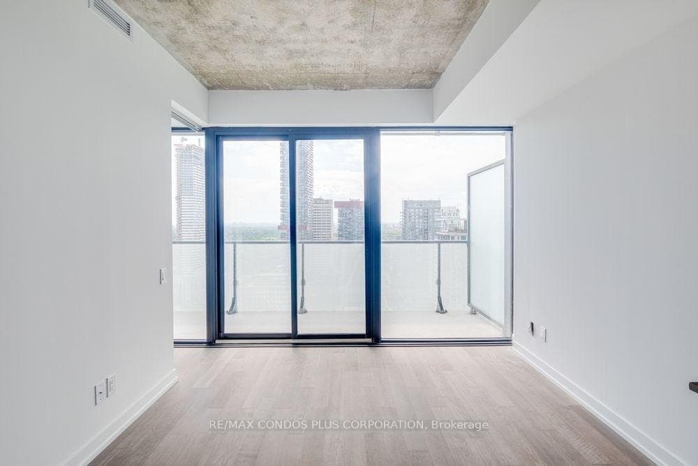 161 Roehampton Avenue Unit 3512 photo 20