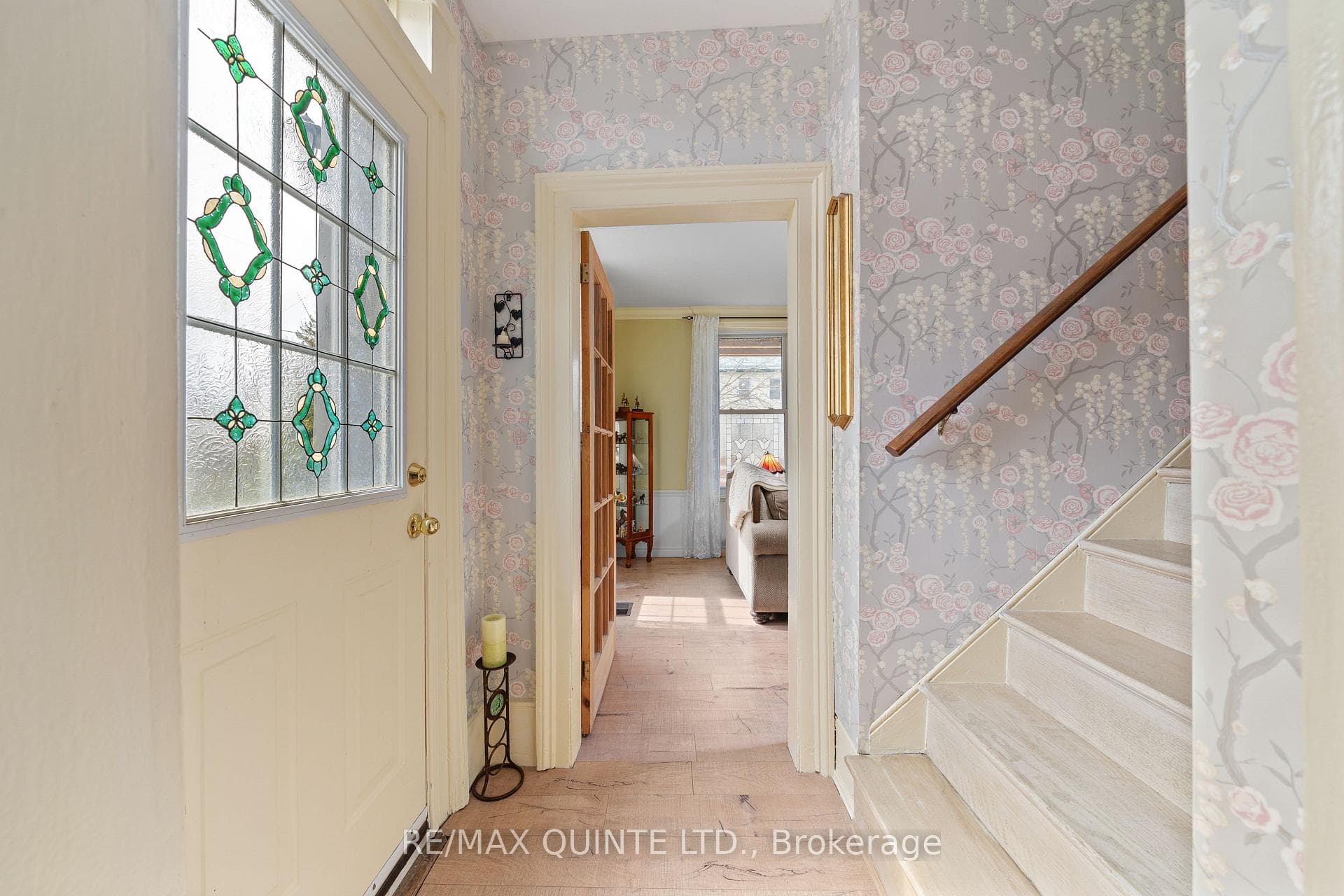 28 OLIVE Street photo 12