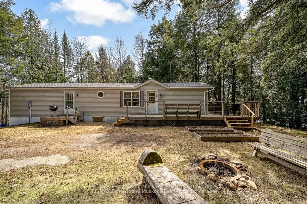 157 Gibson Bay Road photo 1