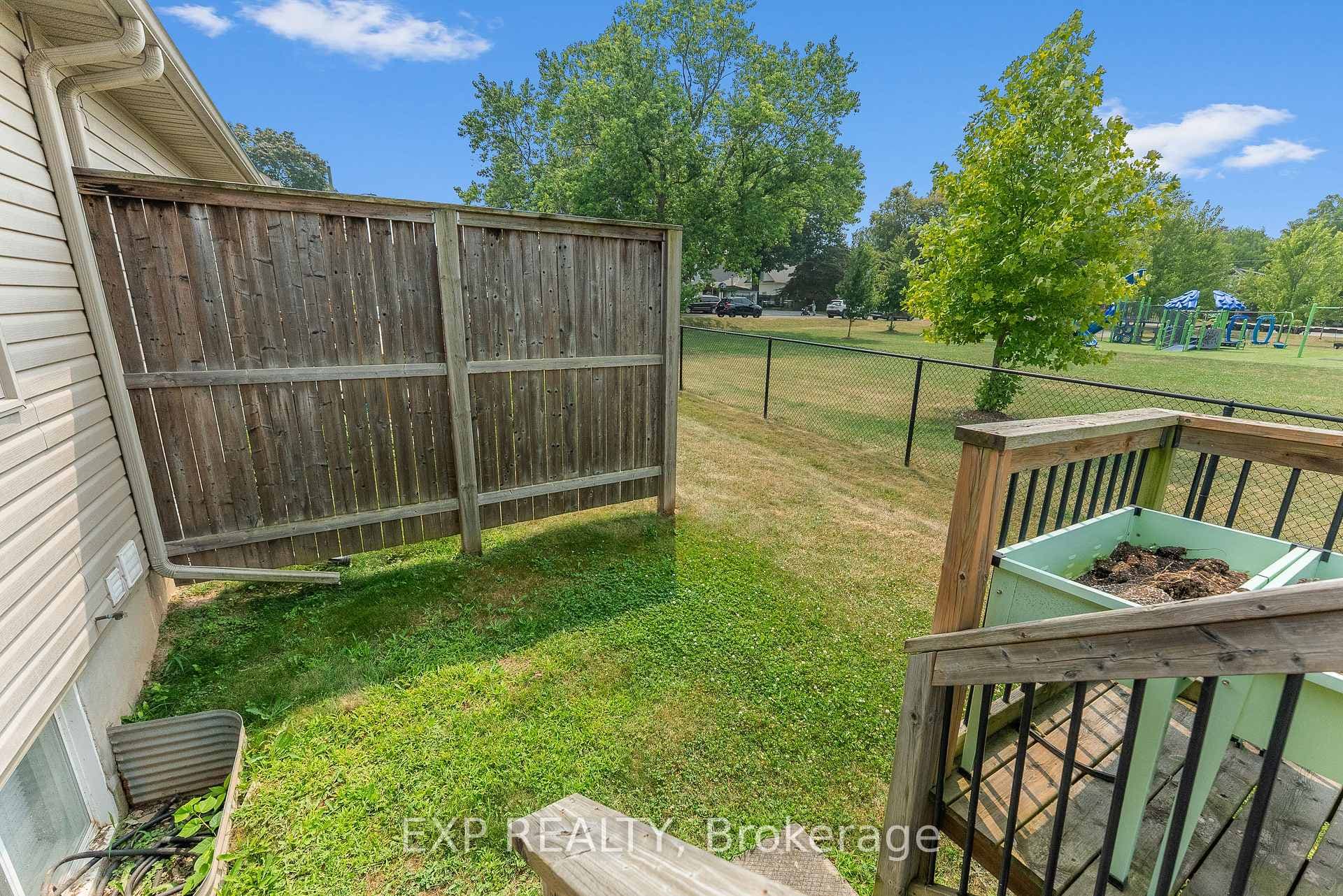 5490 Prince Edward Avenue Unit 4 photo 34