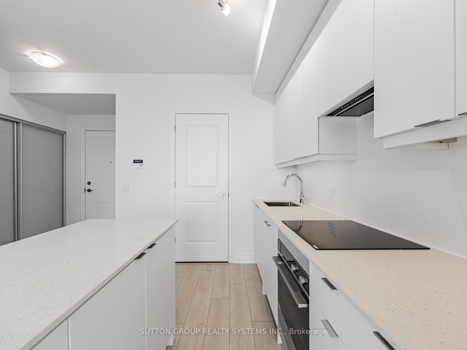 30 Elm Drive Unit 3805 photo 11