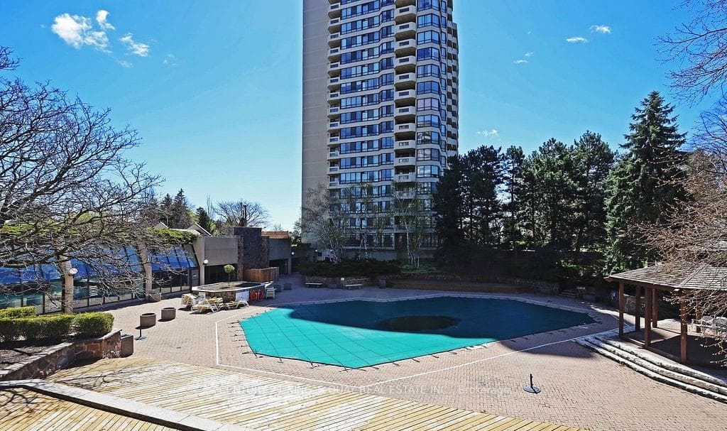 225 Bamburgh Circle Unit 1808 photo 26