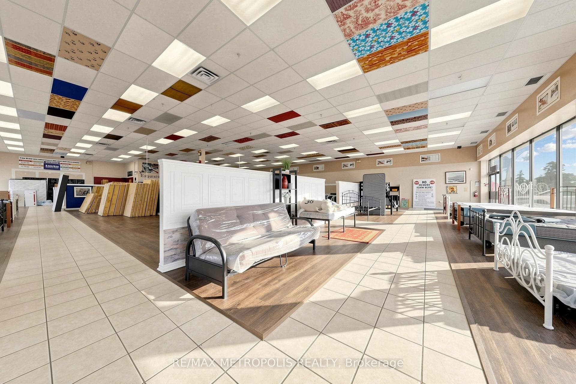 2273 Dundas Street Unit 2&3 photo 8