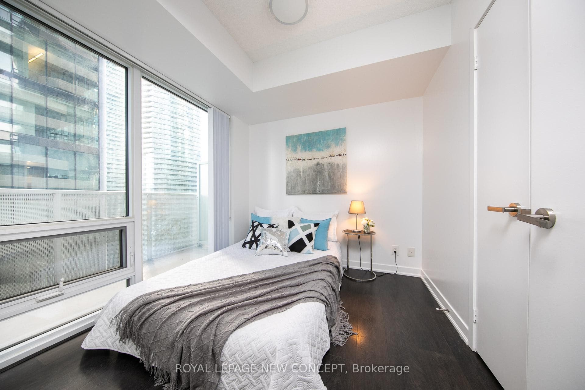 100 Harbour Street Unit 2310 photo 11