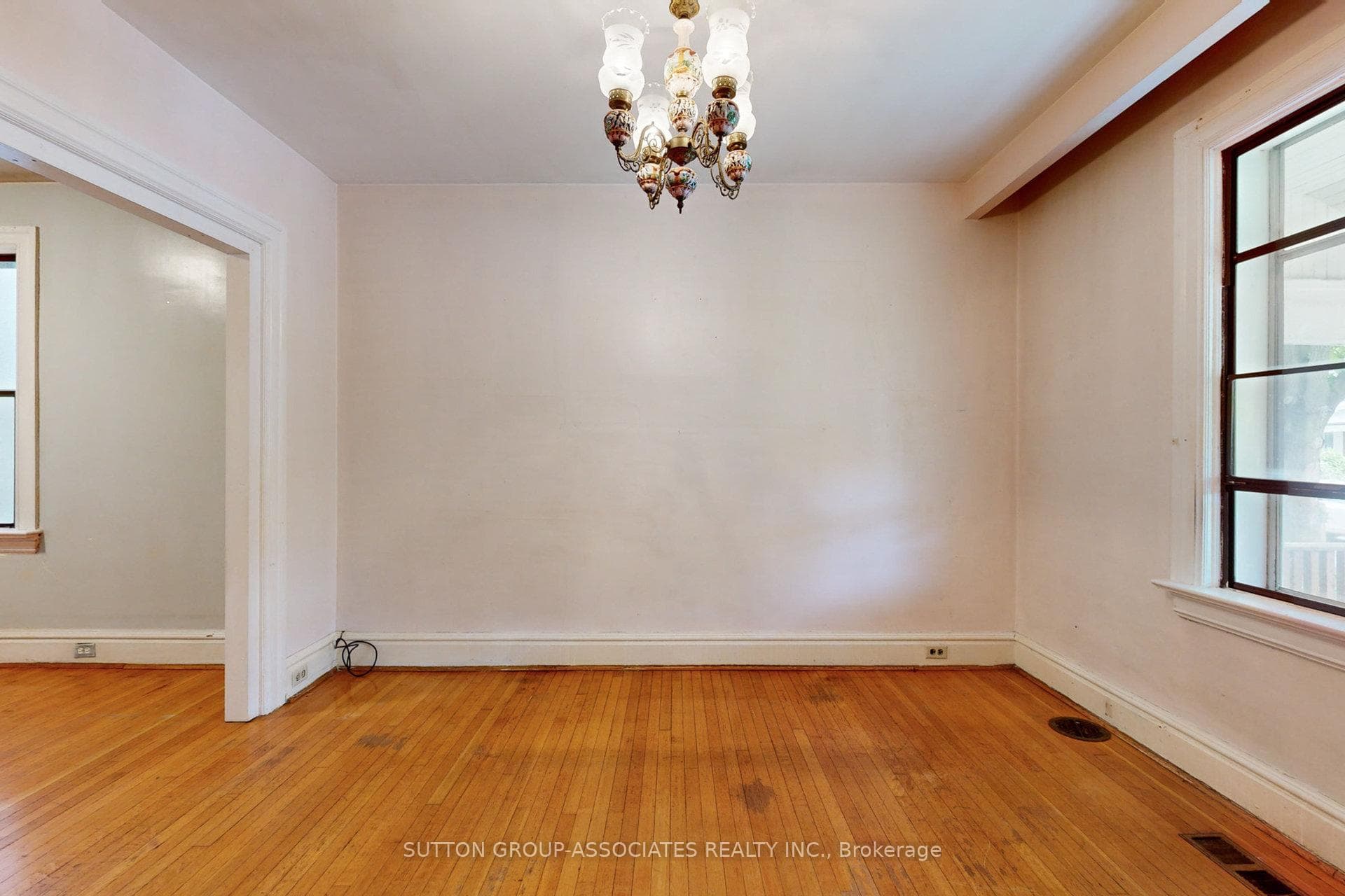 709 Crawford Street photo 5