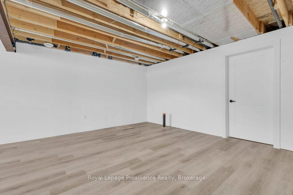 8 Dunmor Street photo 28